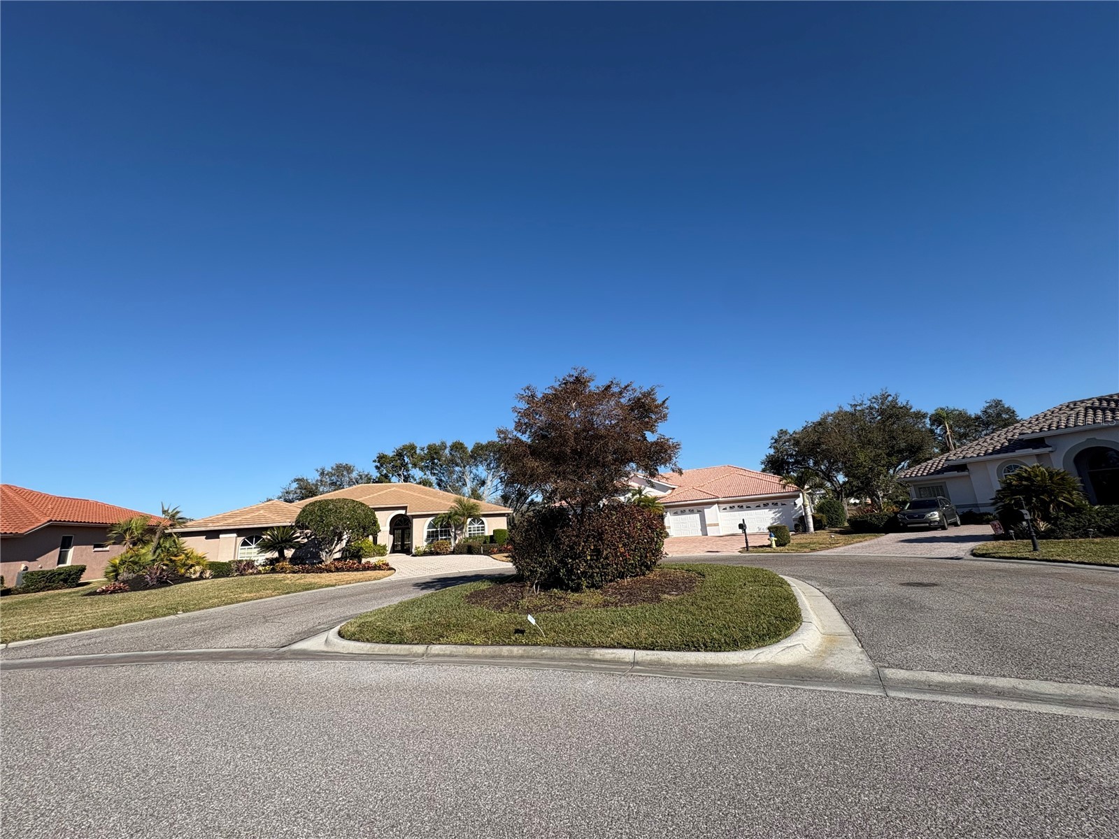 5205 Far Oak Circle Sarasota FL 34238 A4682161 image44