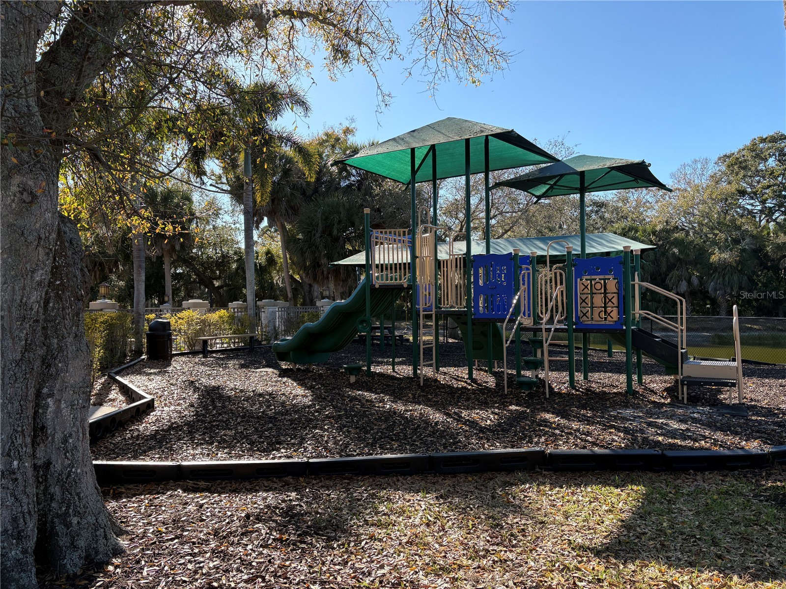 5205 Far Oak Circle Sarasota FL 34238 A4682161 image50