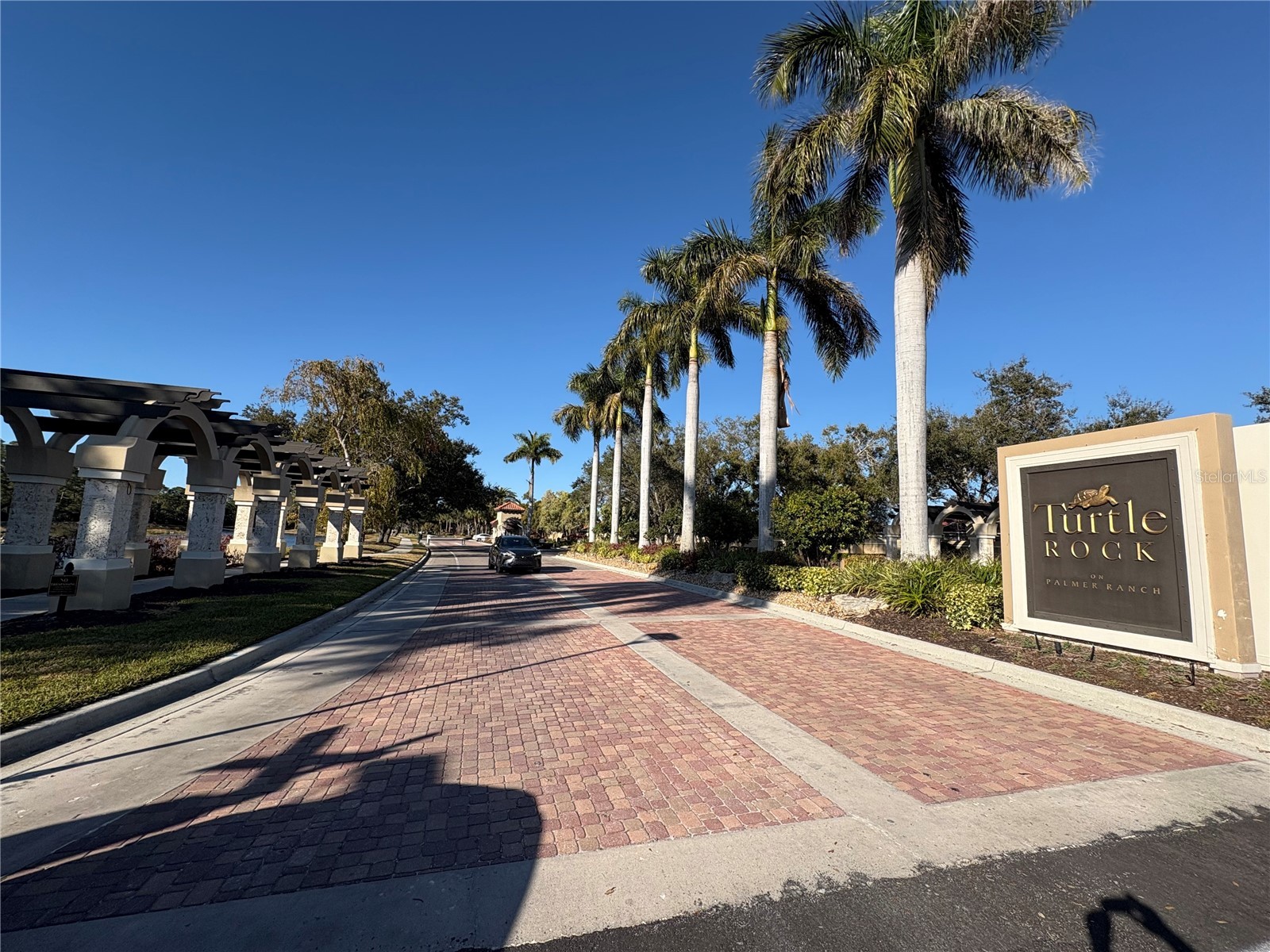 5205 Far Oak Circle Sarasota FL 34238 A4682161 image56