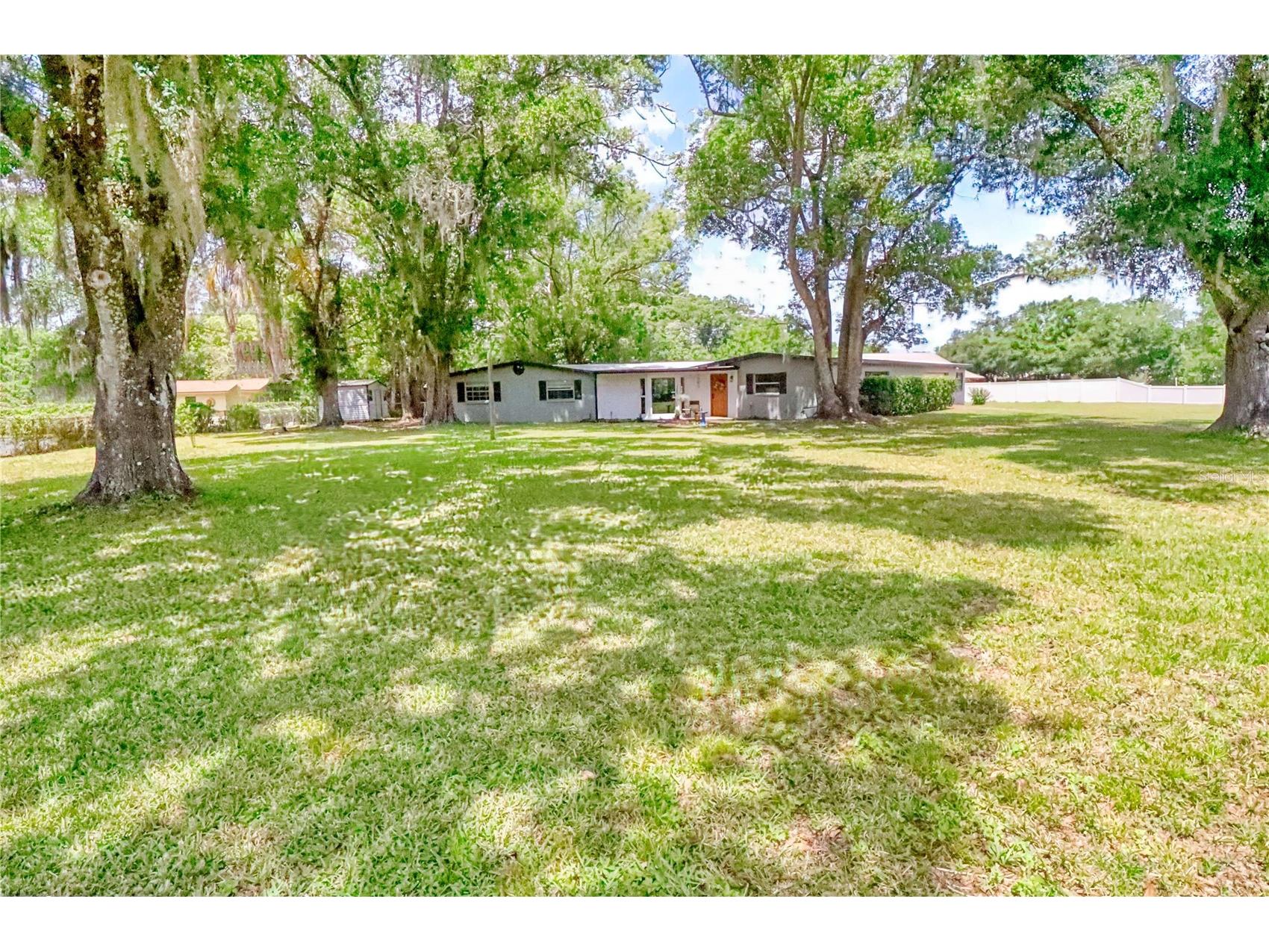 5205 Five Acre Road Plant City FL 33565 A4692932 image2