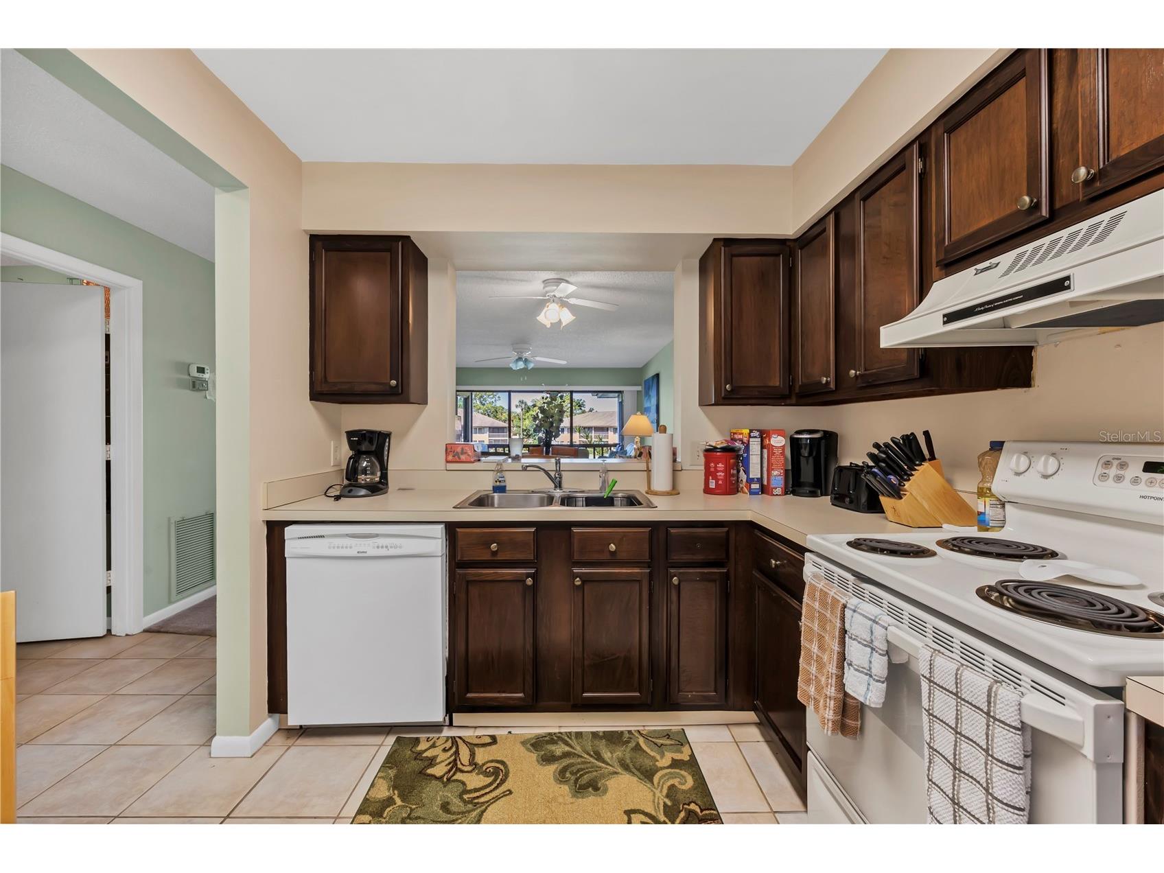 5205 Lake Village Drive #16 Sarasota FL 34235 A4680229 image11