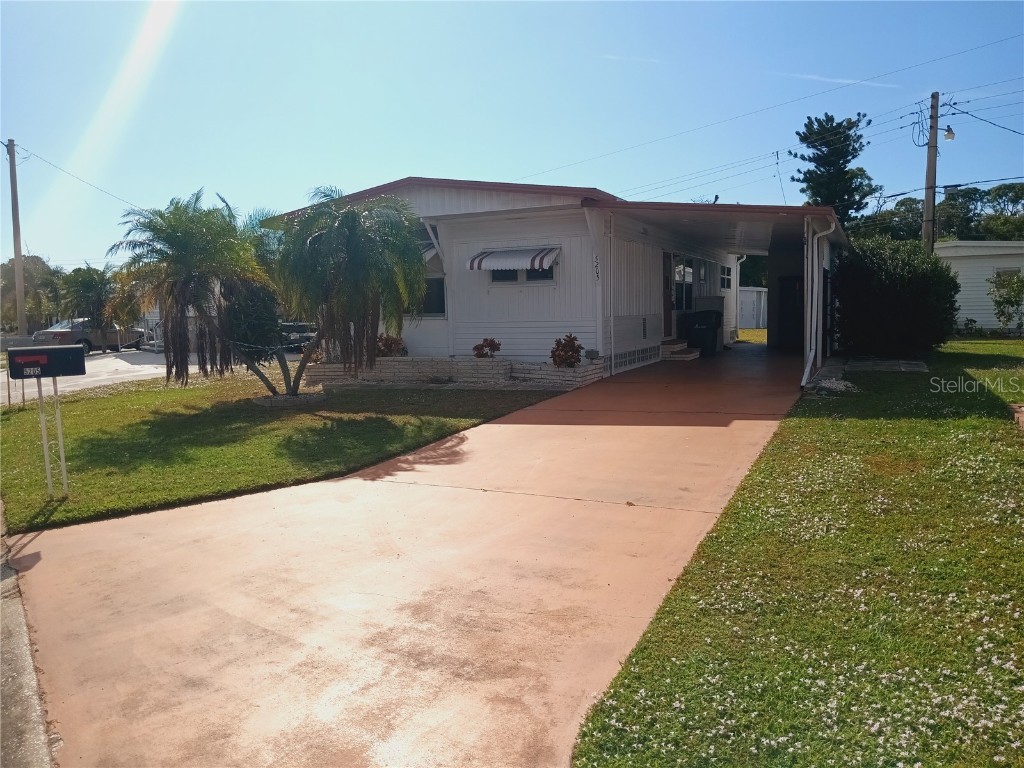 5205 Pebble Beach Avenue Sarasota FL 34234 A4673240 image1