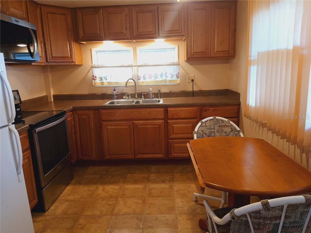 5205 Pebble Beach Avenue Sarasota FL 34234 A4673240 image13