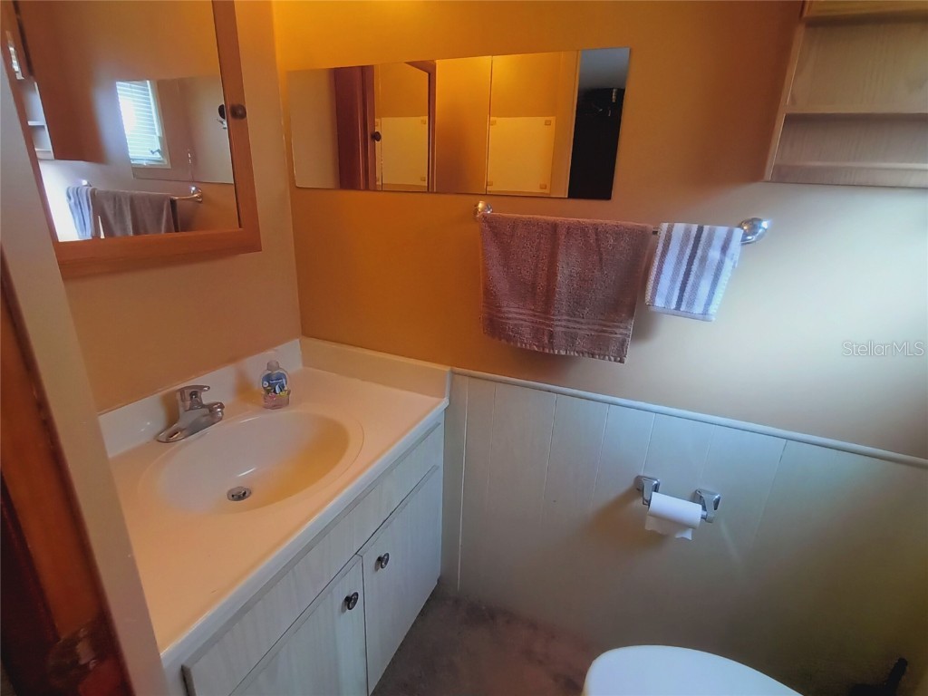 5205 Pebble Beach Avenue Sarasota FL 34234 A4673240 image25