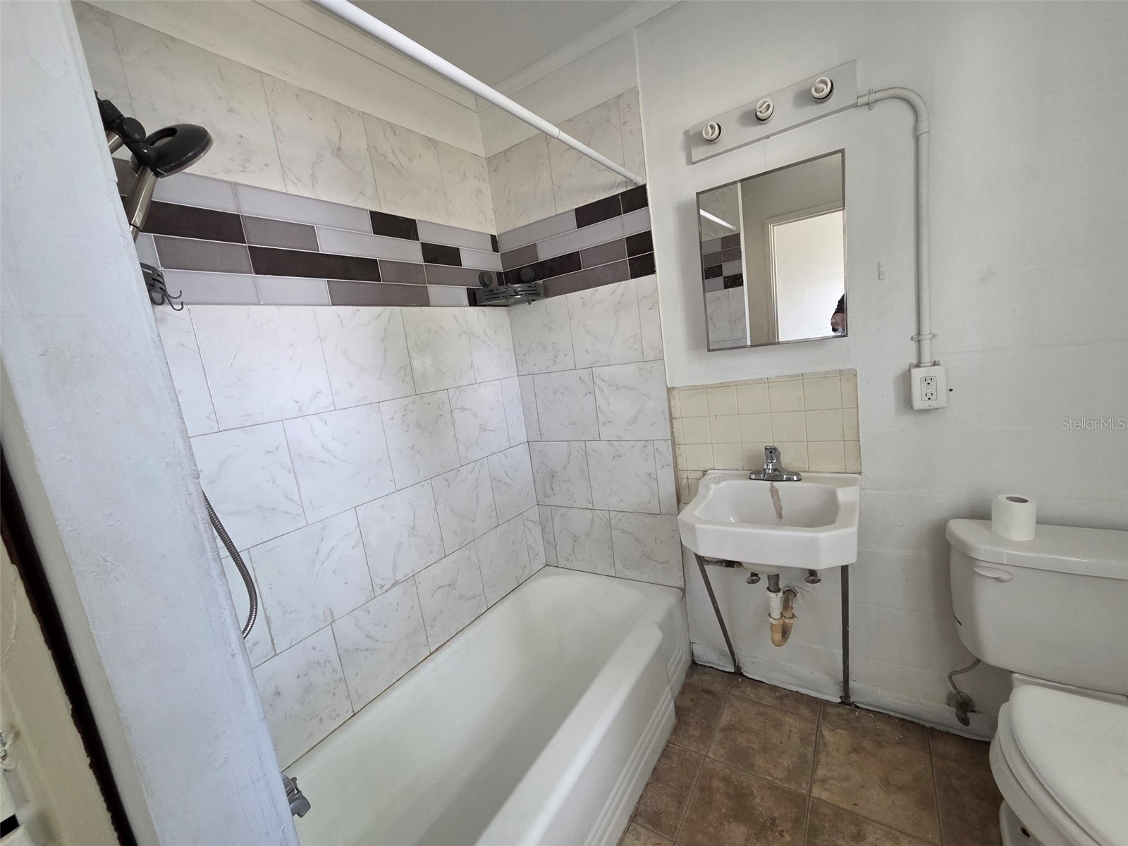 5206 7 Th Street Zephyrhills FL 33542 TB8503112 image6