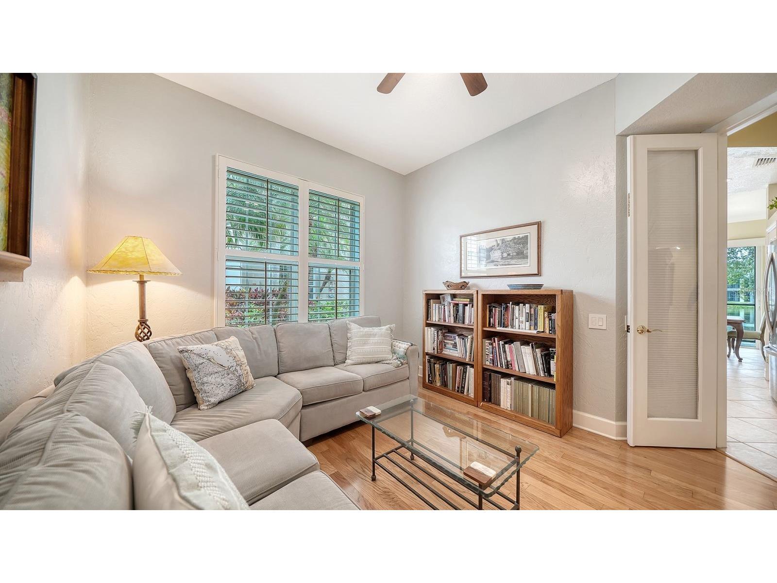 5206 Bouchard Circle #101 Sarasota FL 34238 A4696352 image33