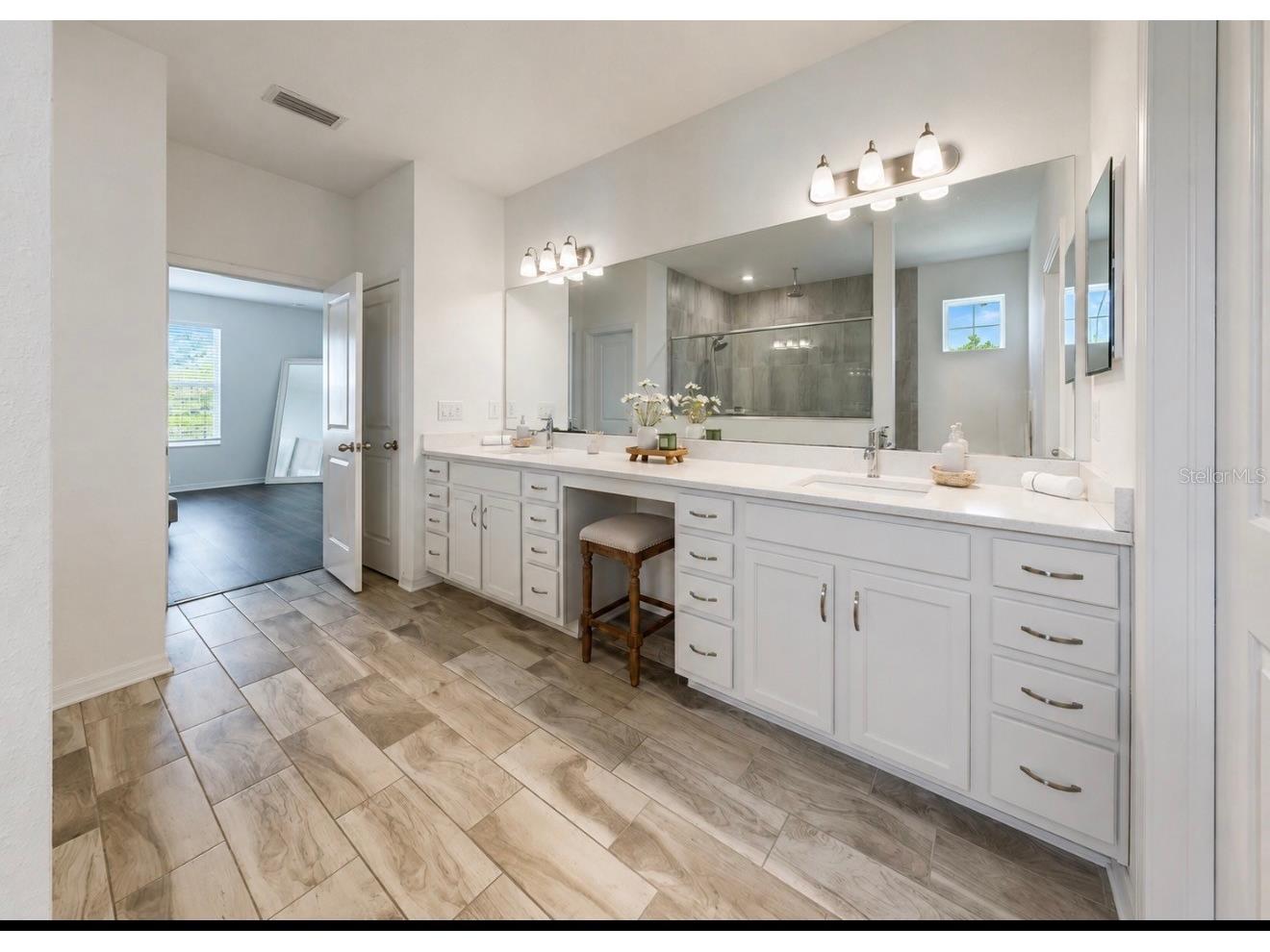5206 Gavella Cove Palmetto FL 34221 TB8514479 image26