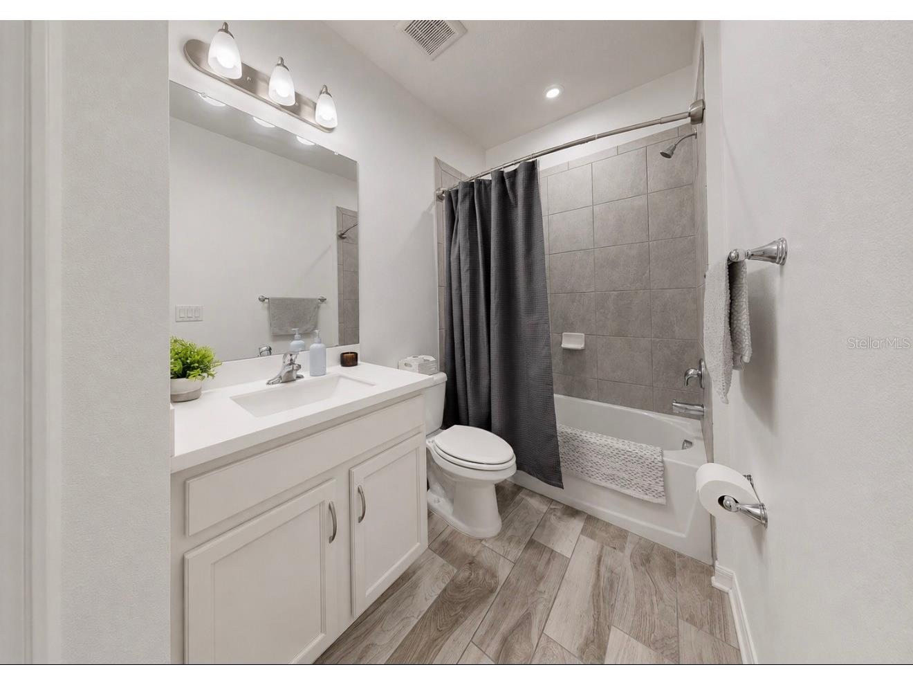 5206 Gavella Cove Palmetto FL 34221 TB8514479 image30