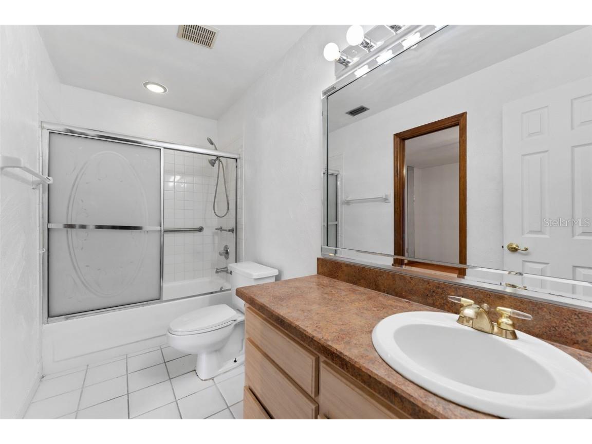 5206 Pine Mill Court Temple Terrace FL 33617 TB8455296 image17