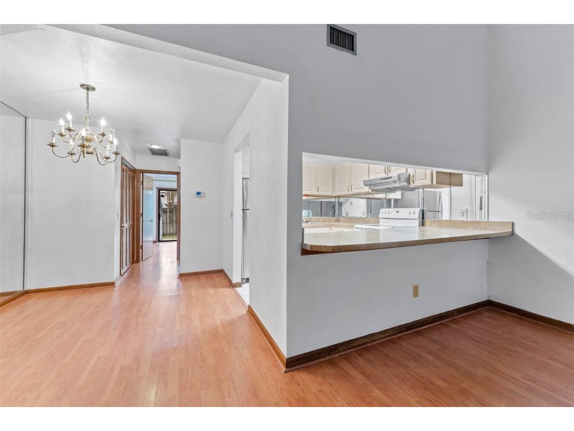 5206 Pine Mill Court Temple Terrace FL 33617 TB8455296 image2