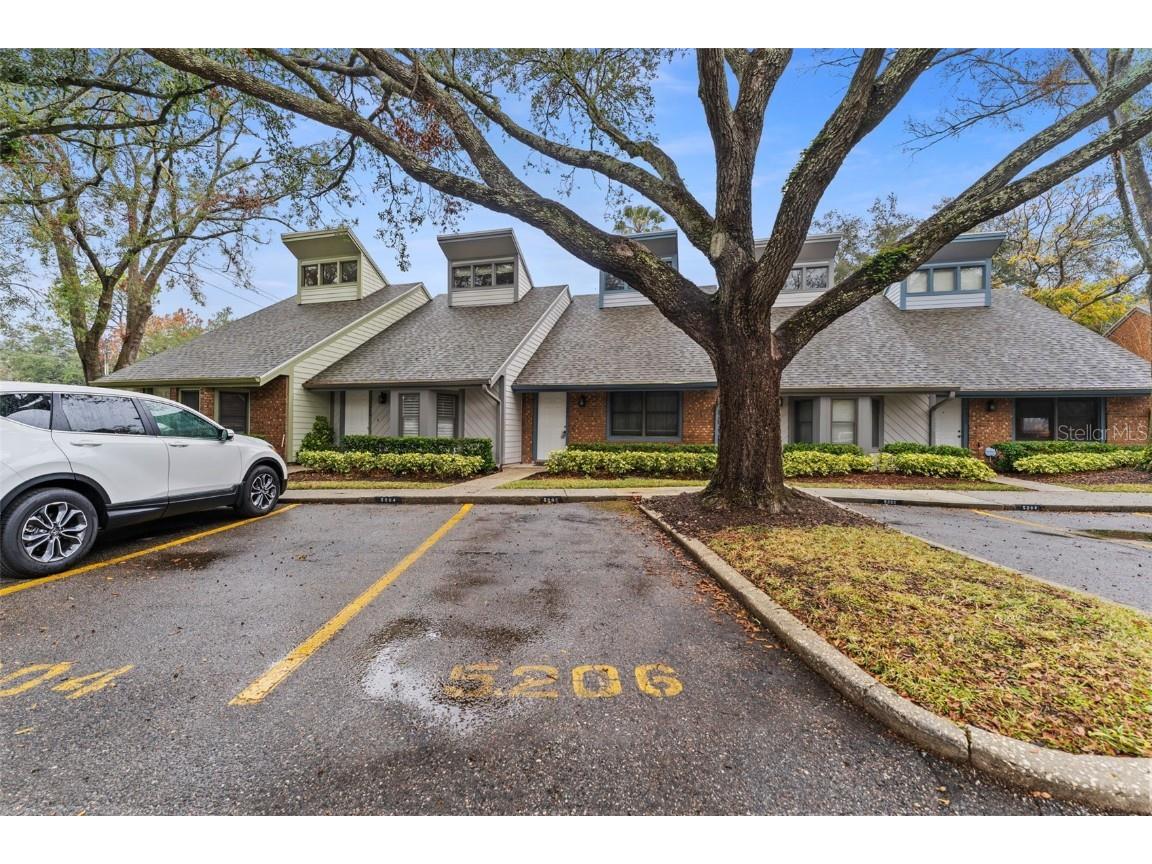 5206 Pine Mill Court Temple Terrace FL 33617 TB8455296 image6