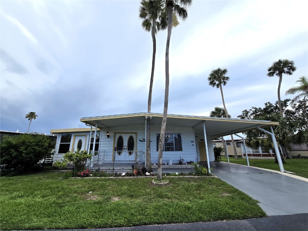 5206 Poinciana Circle New Port Richey FL 34653 - COTEE RIVER W7877310 image1