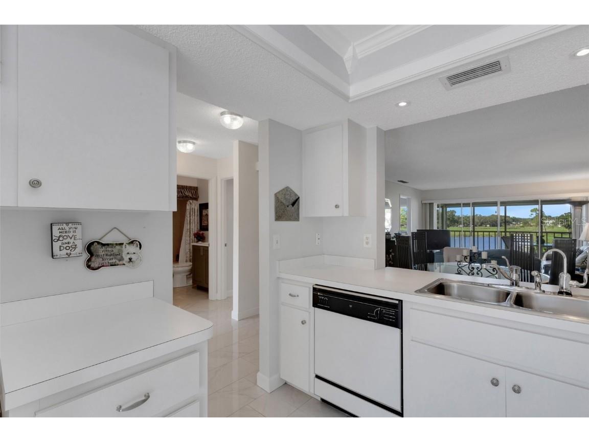 5206 Wedgewood Lane #78 Sarasota FL 34235 A4665489 image16