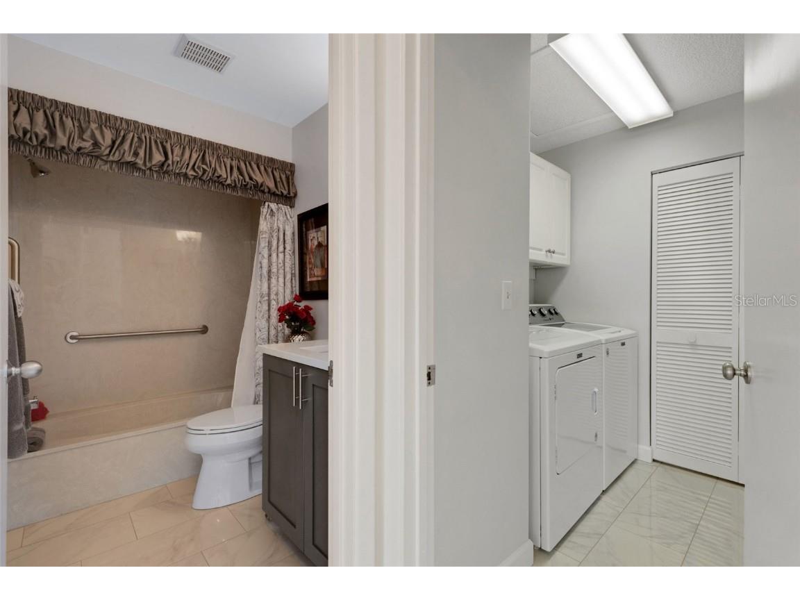 5206 Wedgewood Lane #78 Sarasota FL 34235 A4665489 image32