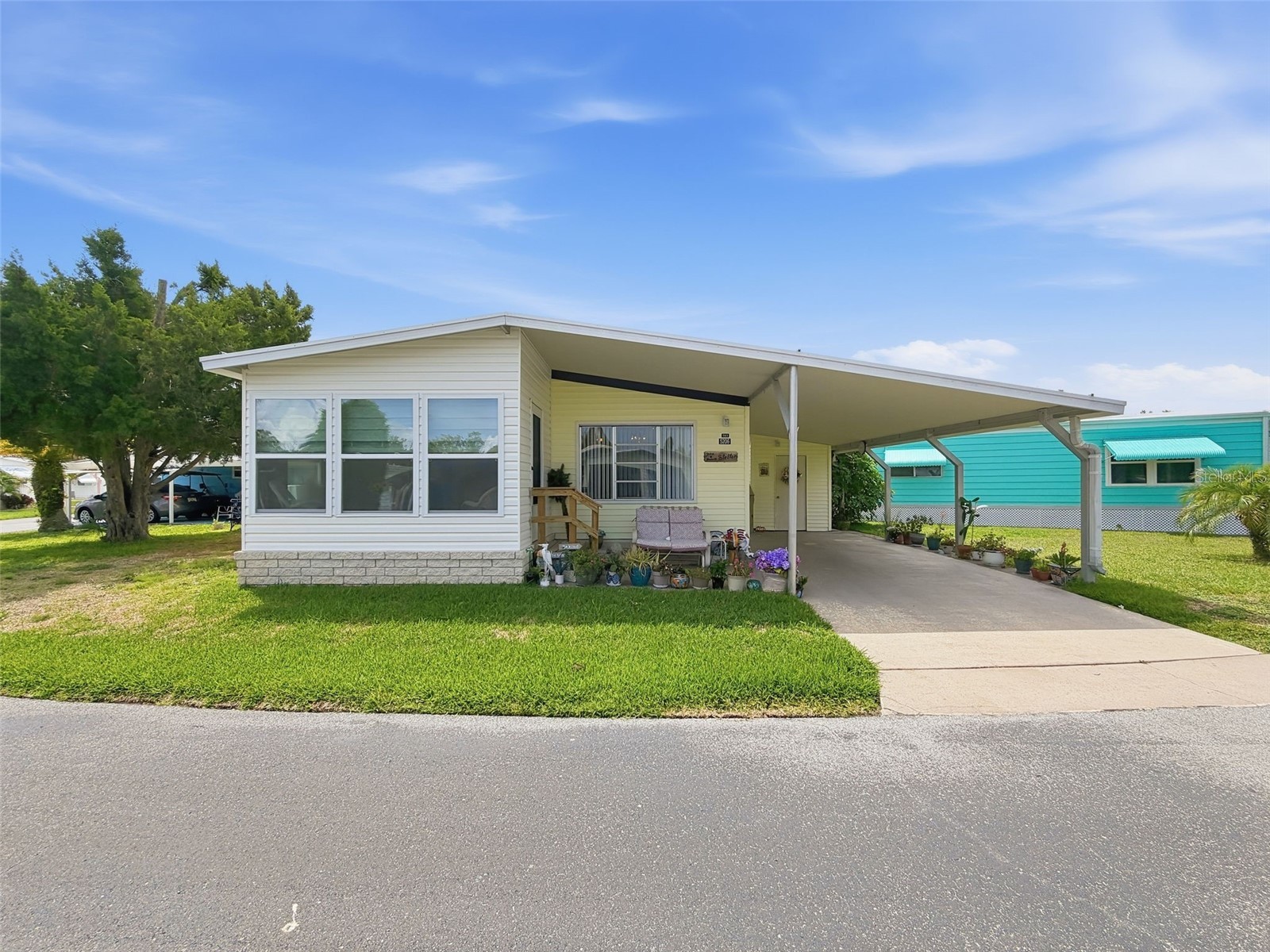 5206 Wisteria Circle New Port Richey FL 34653 W7885879 image1