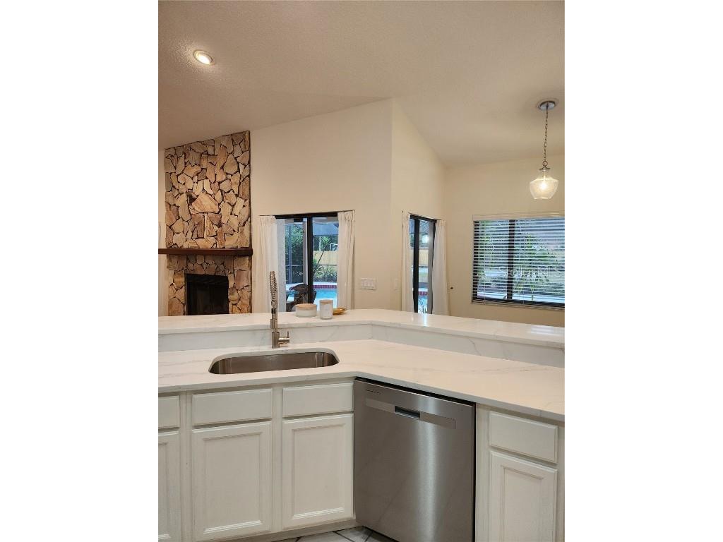 5206 Woodlawn Circle E Palmetto FL 34221 A4673501 image15