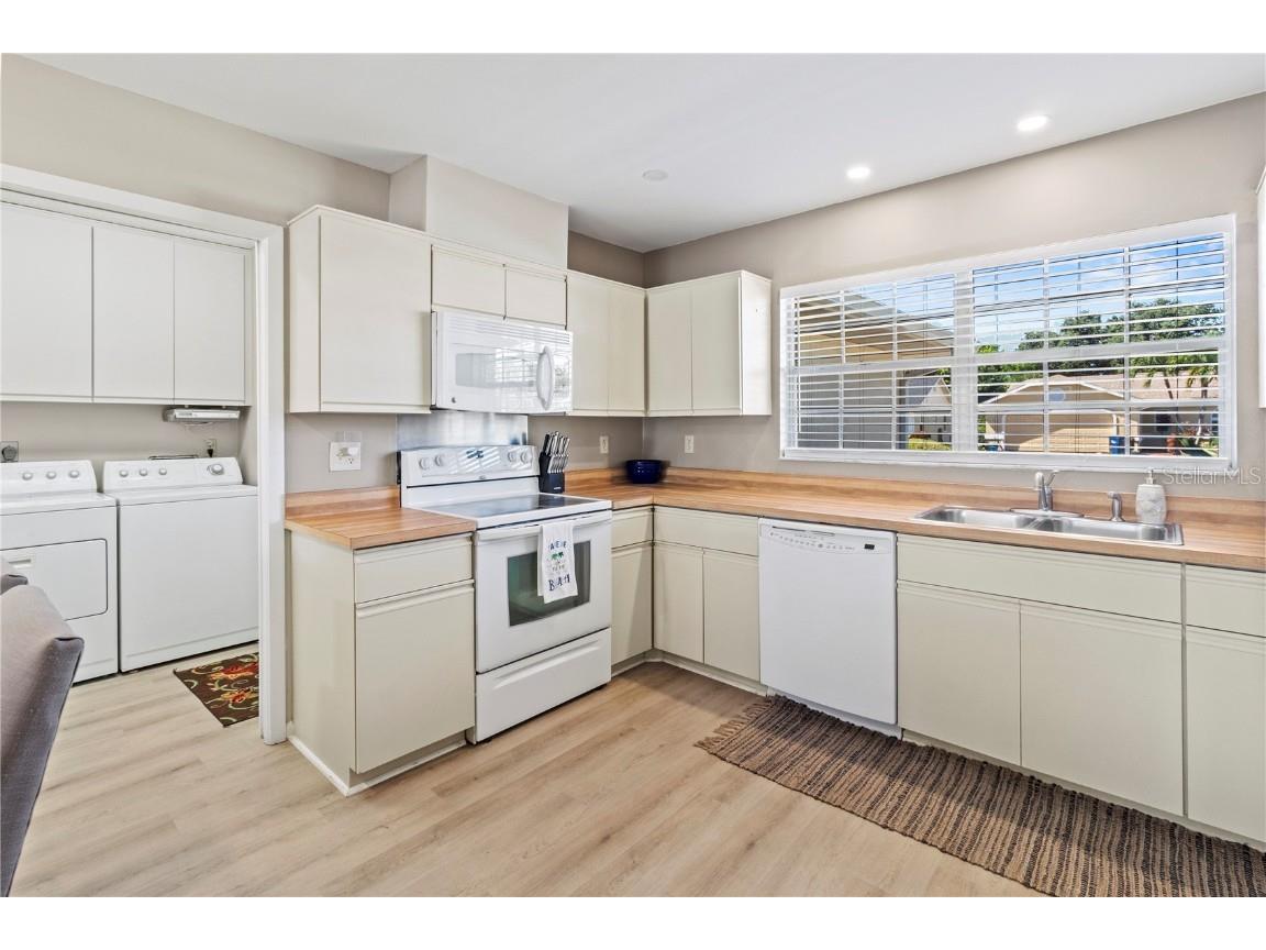 5207 88th Street W Bradenton FL 34210 - Bay Lake A4667836 image23