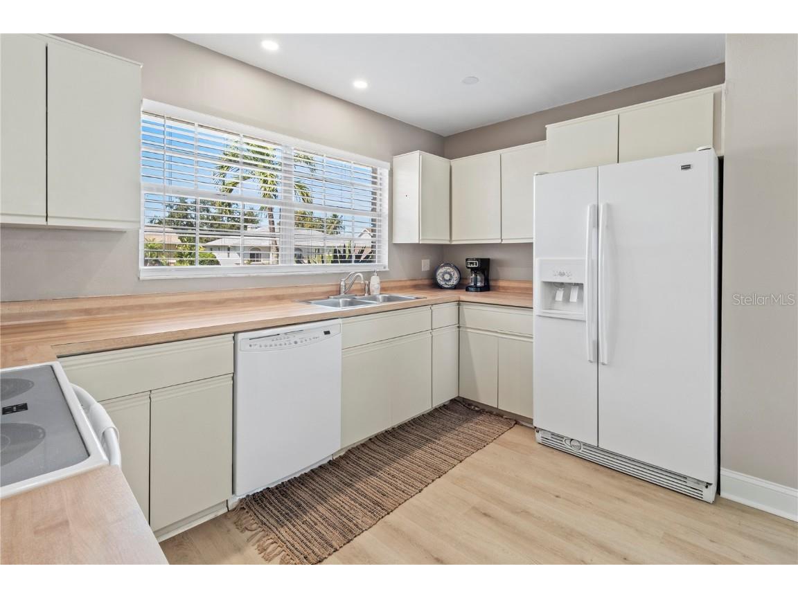 5207 88th Street W Bradenton FL 34210 - Bay Lake A4667836 image24