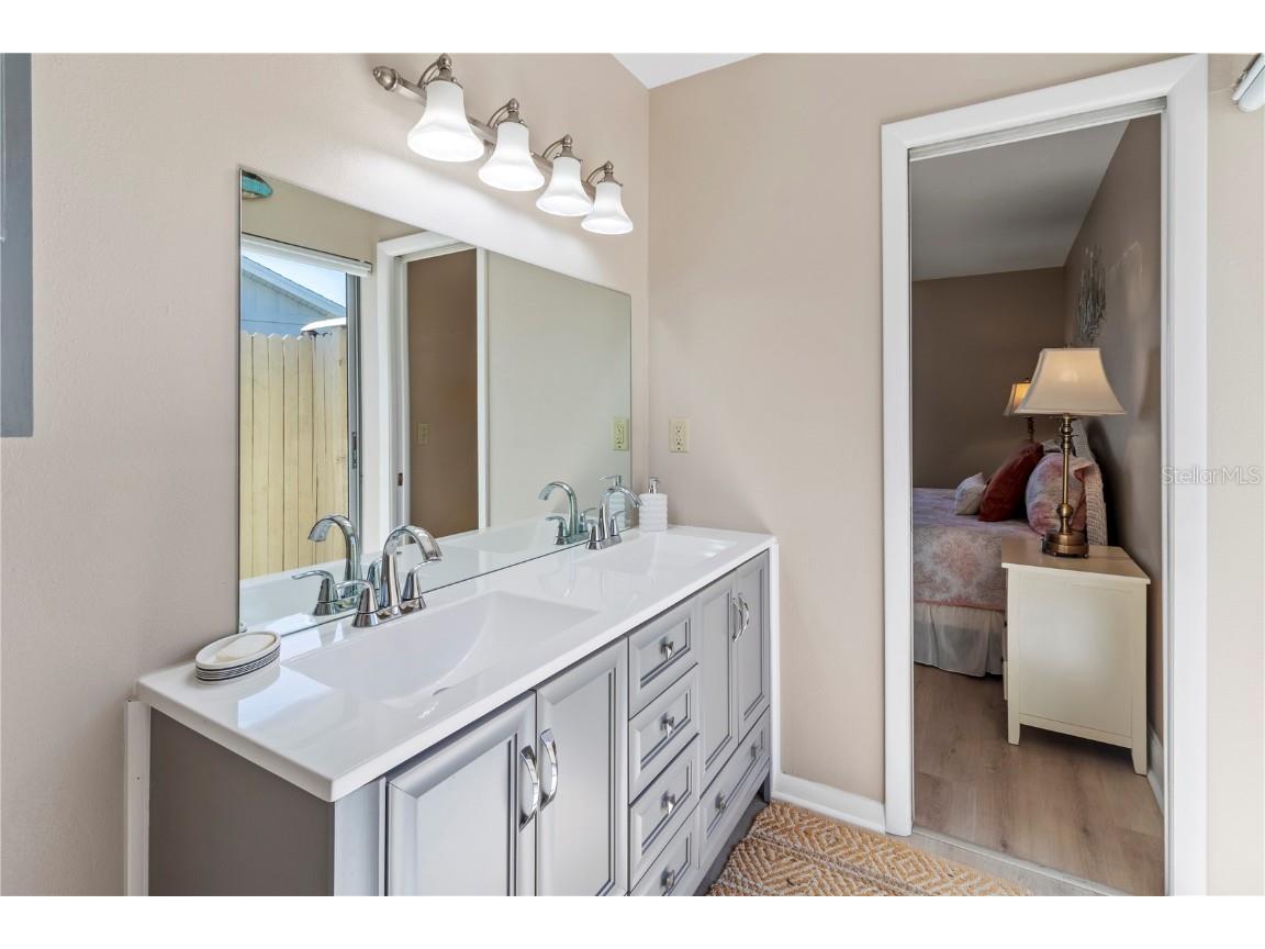 5207 88th Street W Bradenton FL 34210 - Bay Lake A4667836 image31