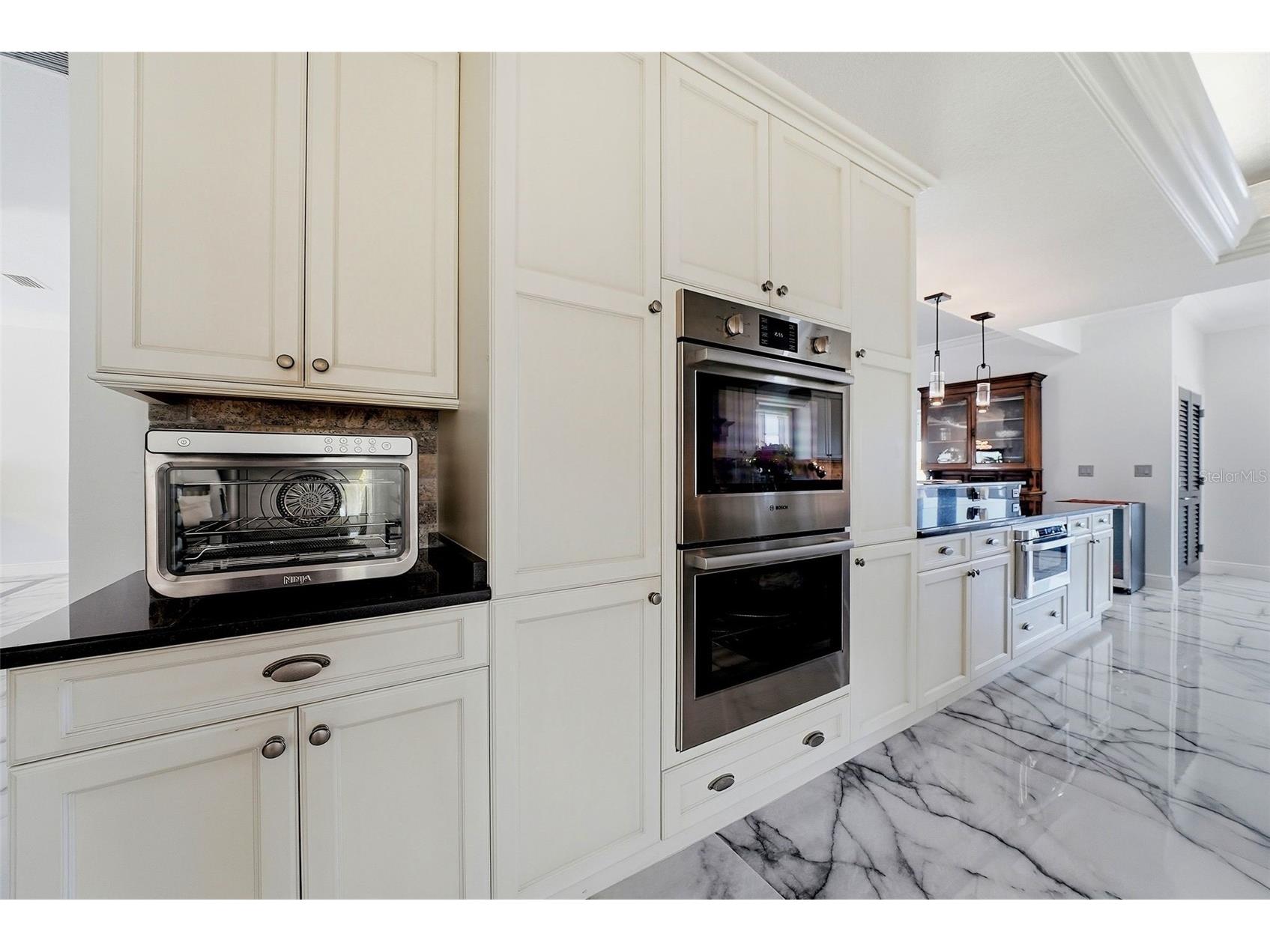 5207 Bay State Road Palmetto FL 34221 TB8505742 image10