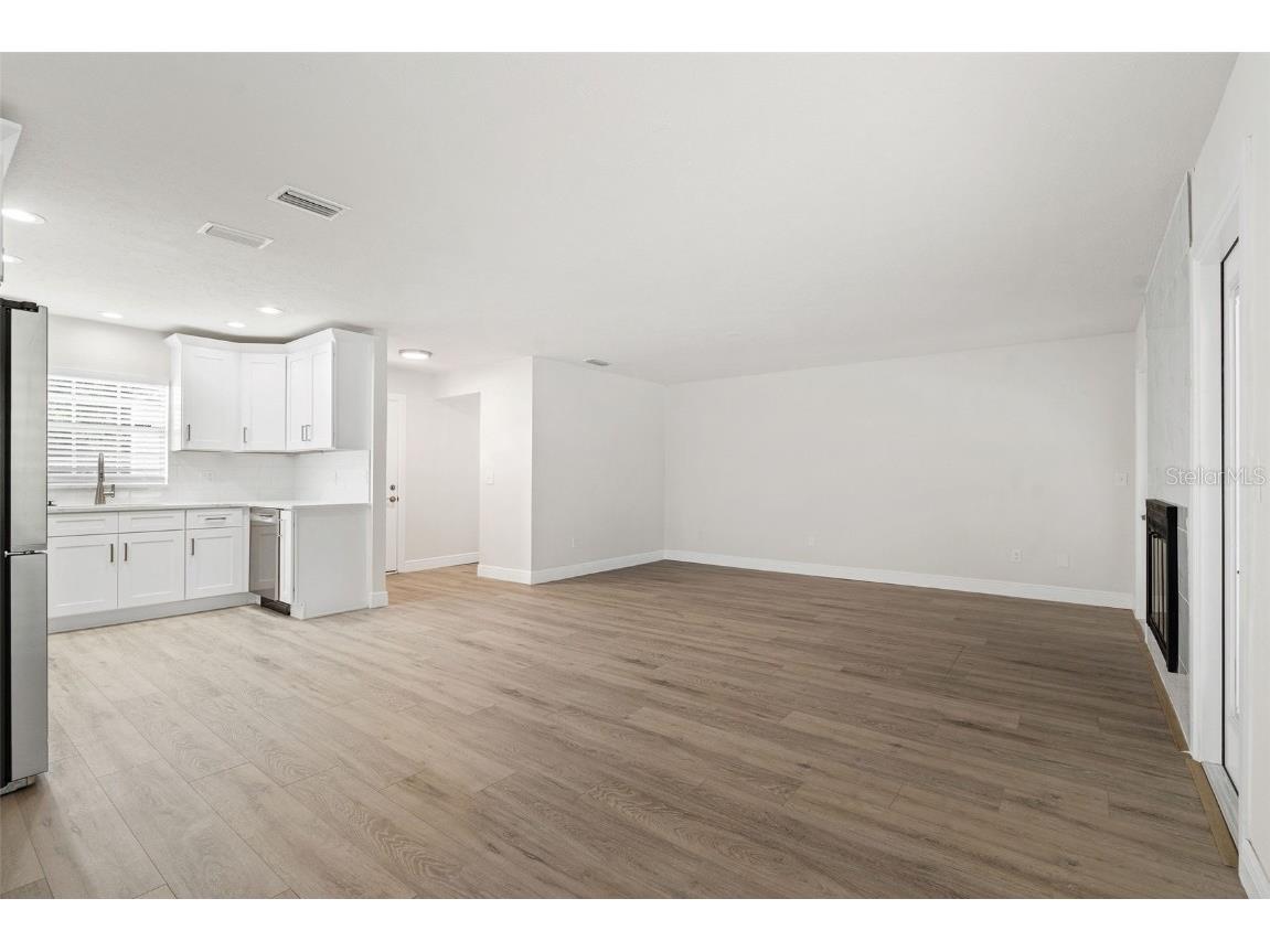 5207 Burr Place Seffner FL 33584 TB8434478 image6