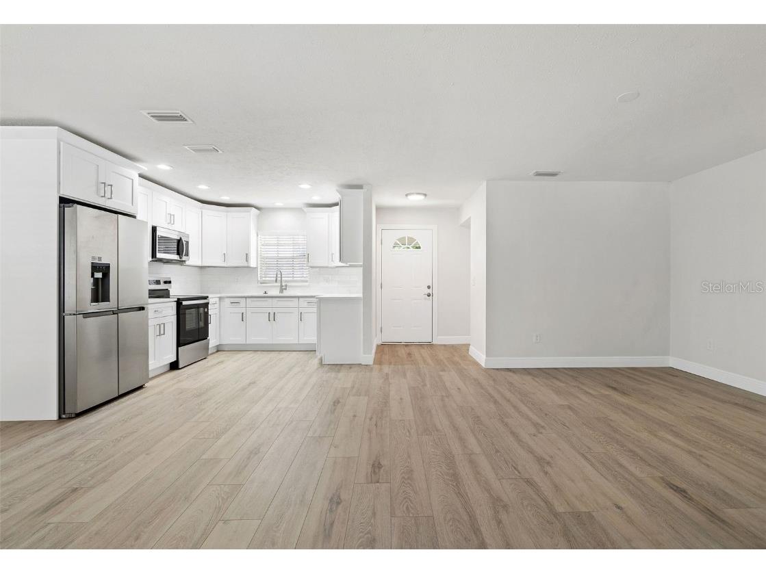 5207 Burr Place Seffner FL 33584 TB8434478 image8