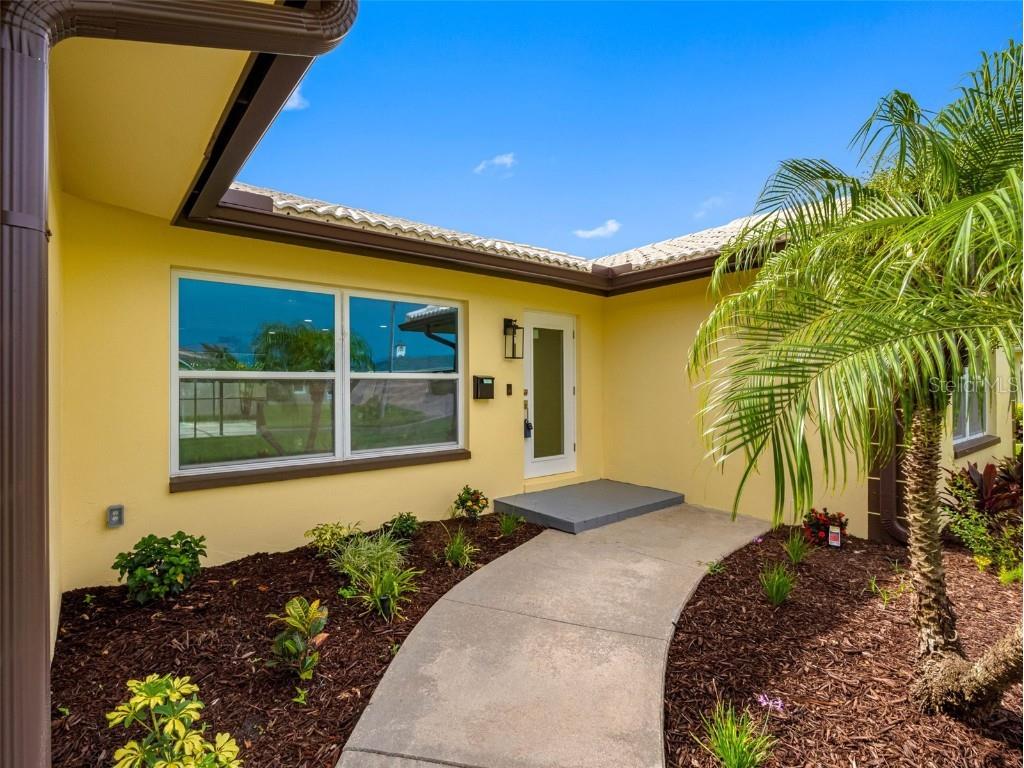 5207 Denver Street NE Saint Petersburg FL 33703 TB8402603 image2