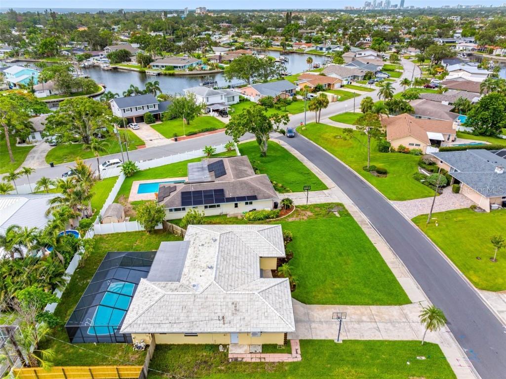 5207 Denver Street NE Saint Petersburg FL 33703 TB8402603 image74