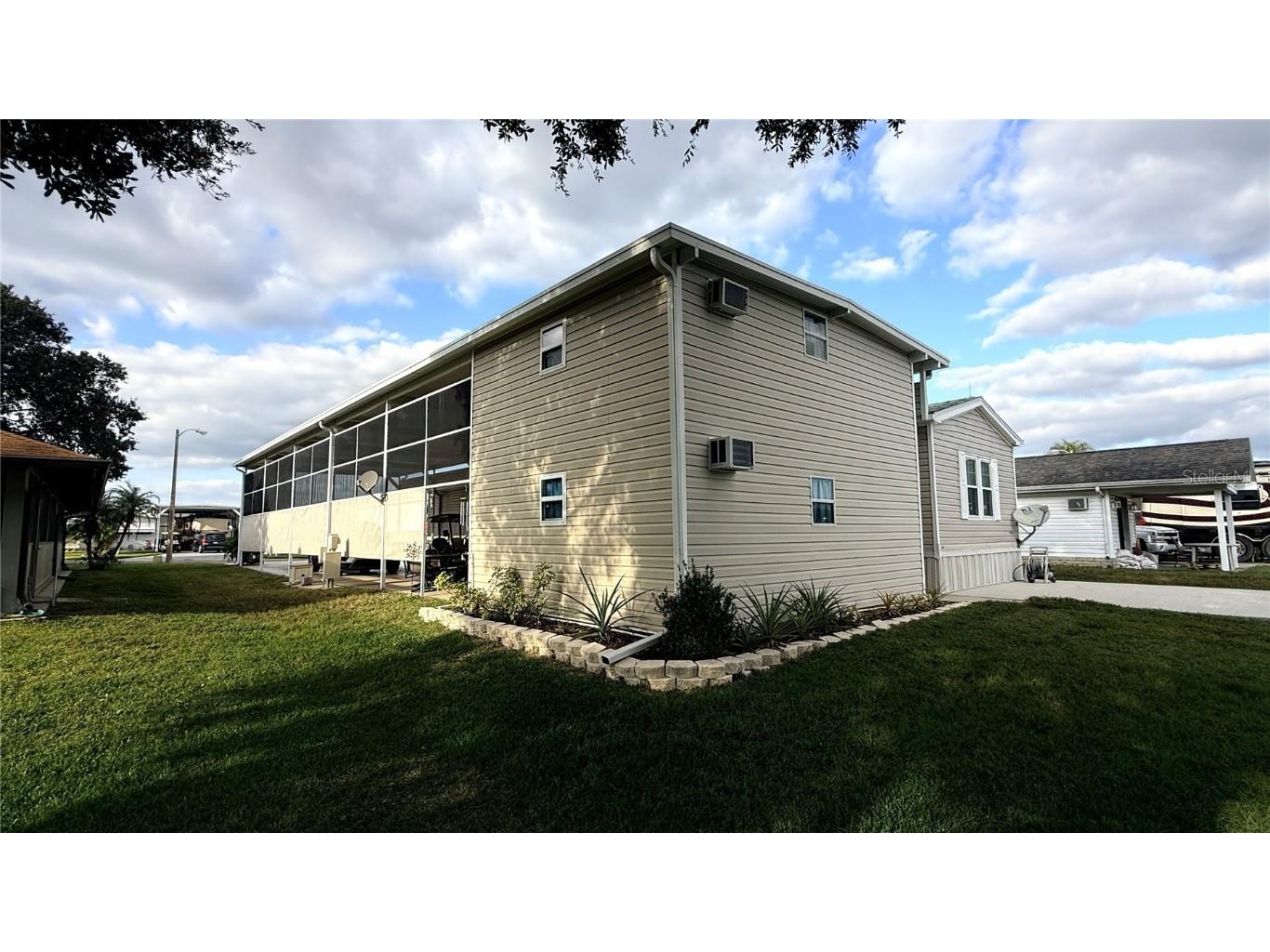 5207 Island View Circle S Polk City FL 33868 P4936917 image43