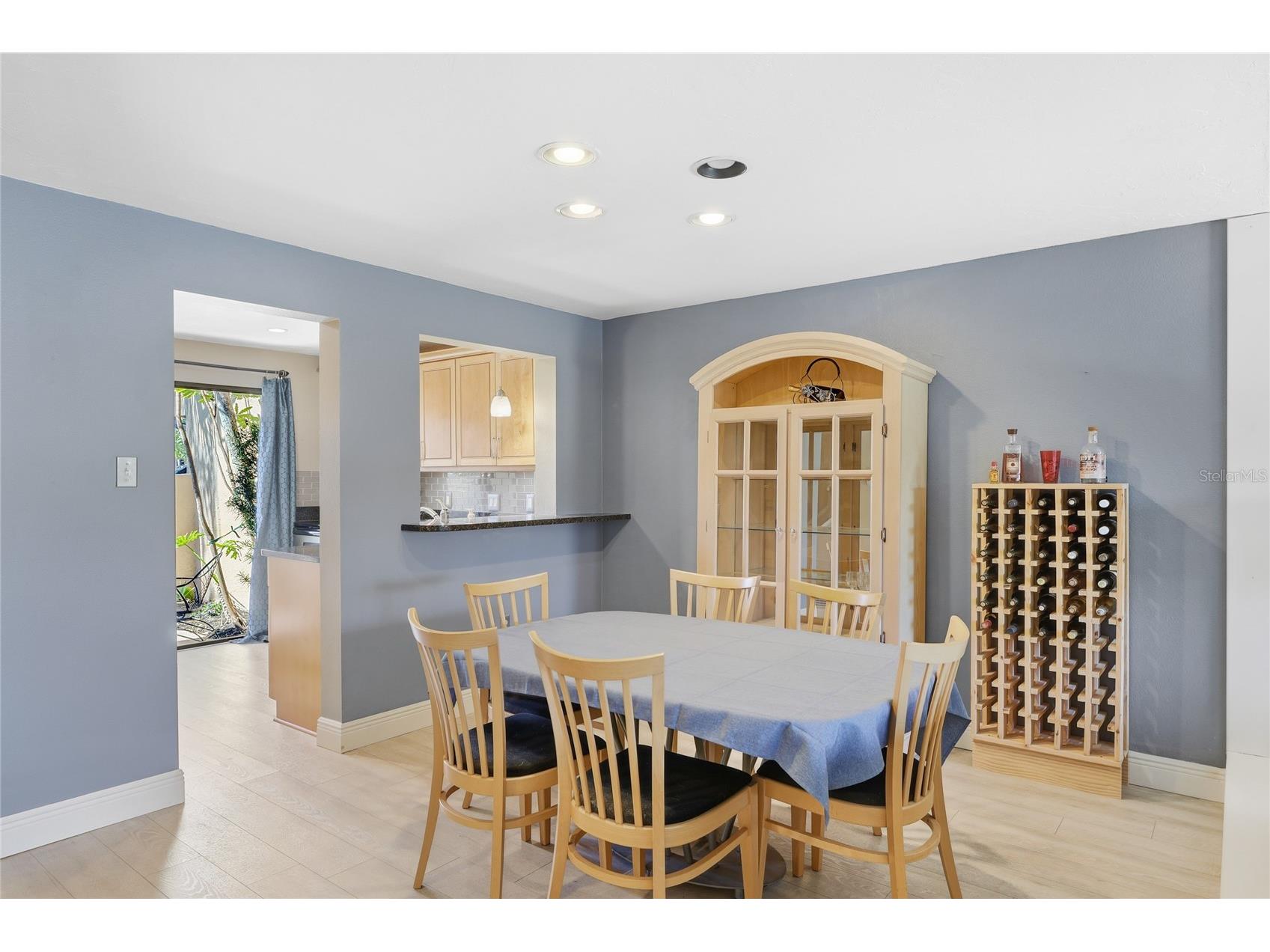 5207 Myrtle Wood #4 Sarasota FL 34235 A4680530 image6