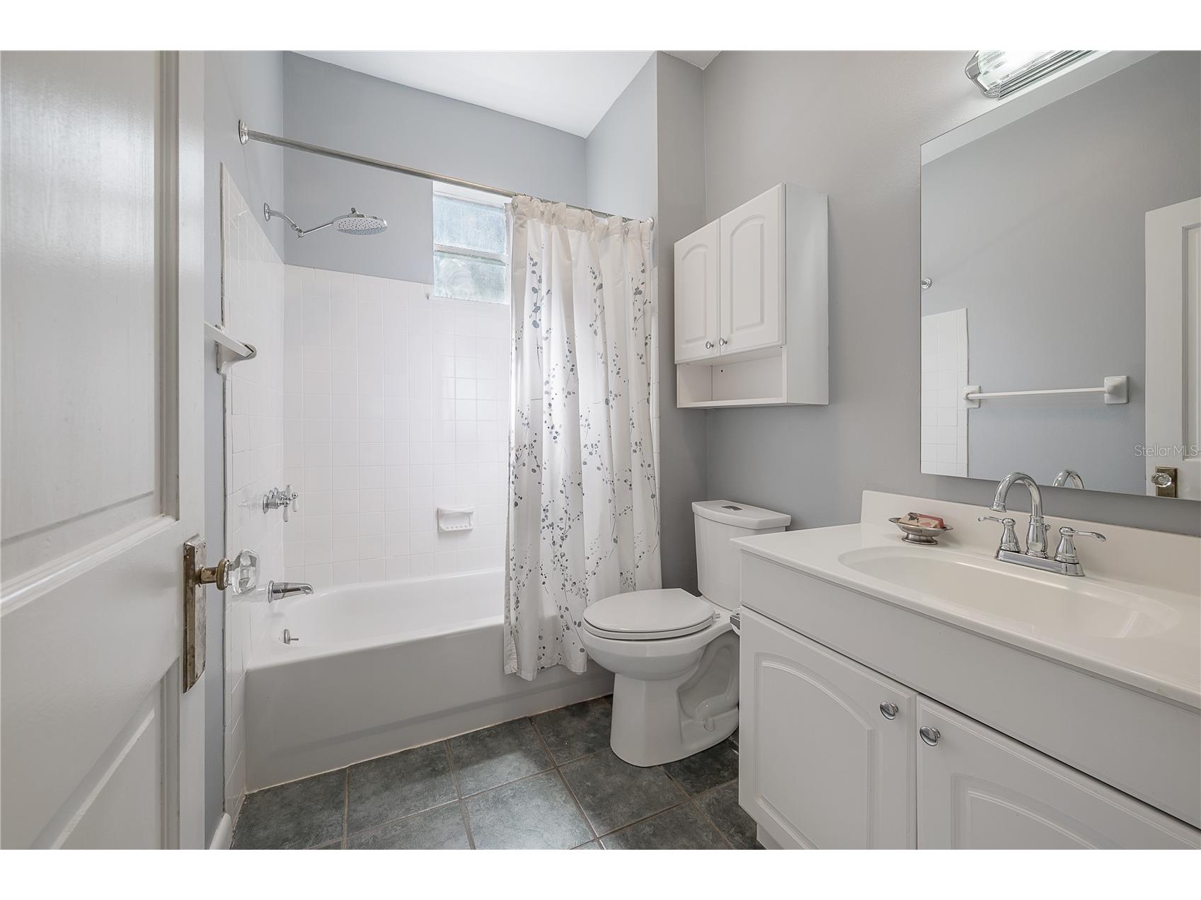 5207 N Suwanee Avenue Tampa FL 33603 TB8524398 image33