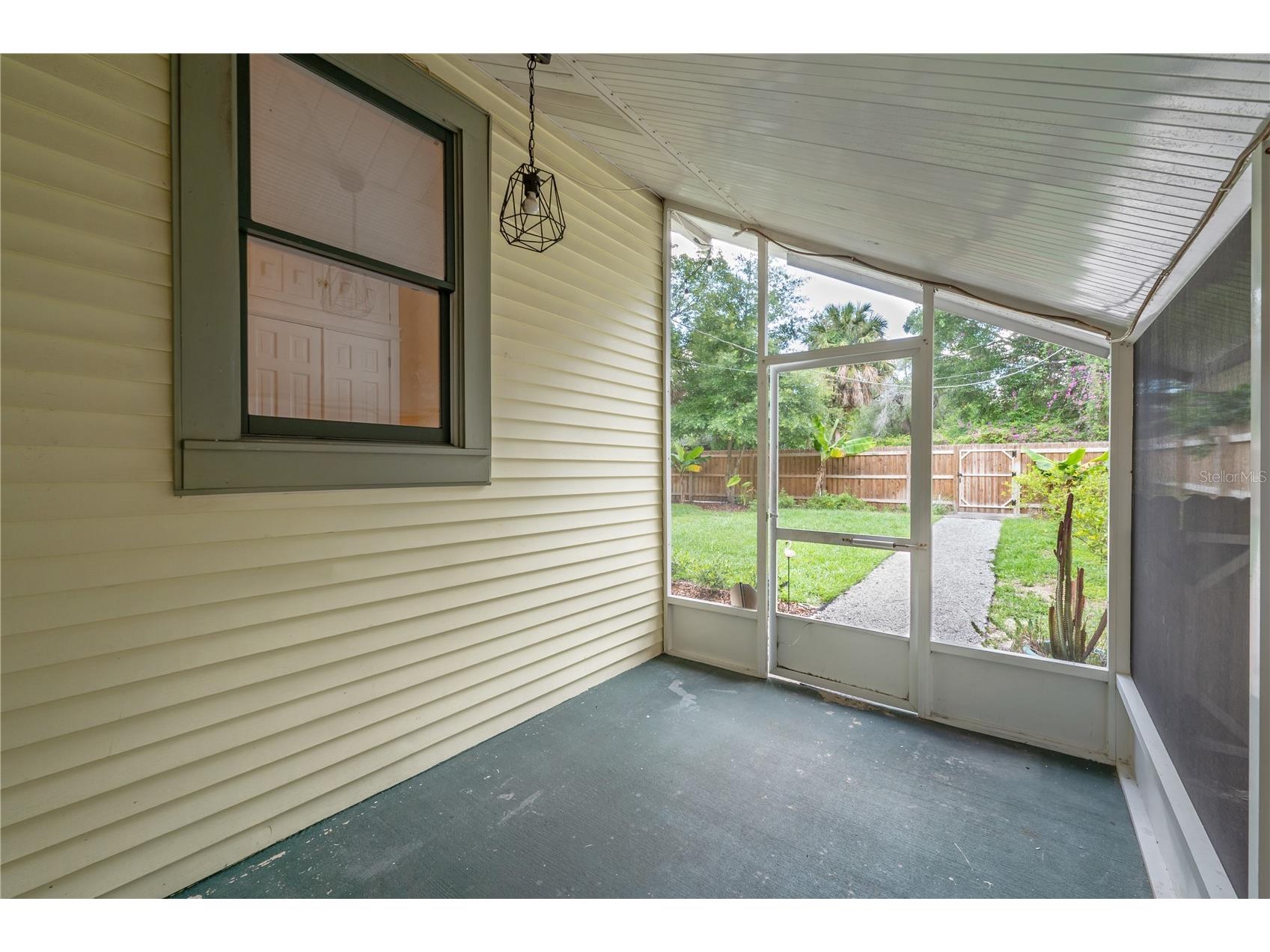 5207 N Suwanee Avenue Tampa FL 33603 TB8524398 image37
