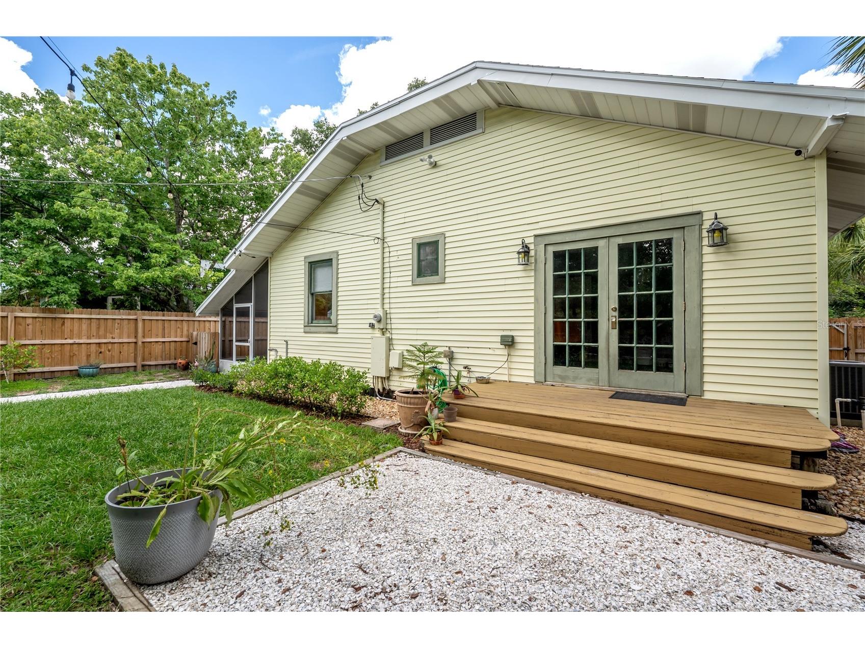 5207 N Suwanee Avenue Tampa FL 33603 TB8524398 image45