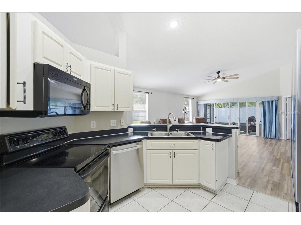 5207 New Savannah Circle Wesley Chapel FL 33545 TB8497819 image10