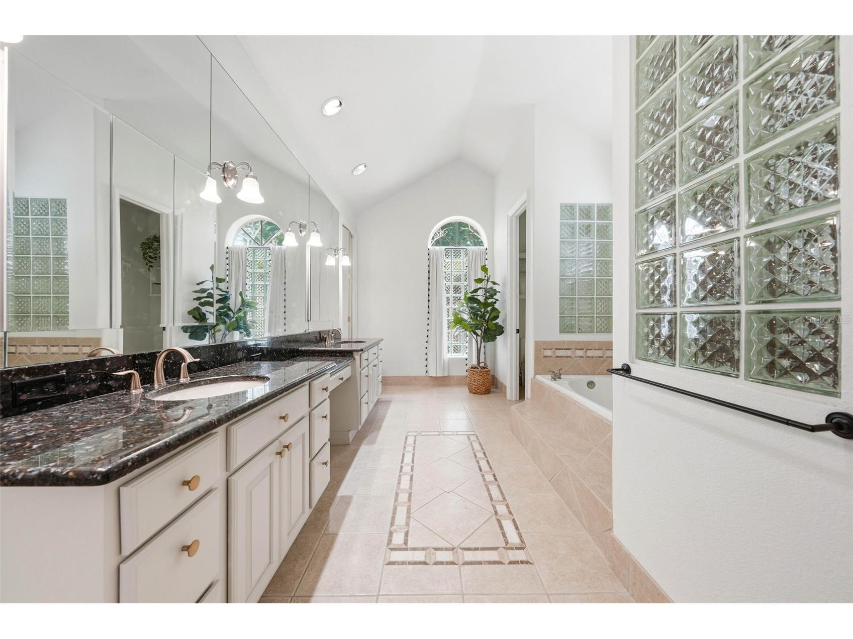 5207 Timberview Terrace Orlando FL 32819 O6402521 image19