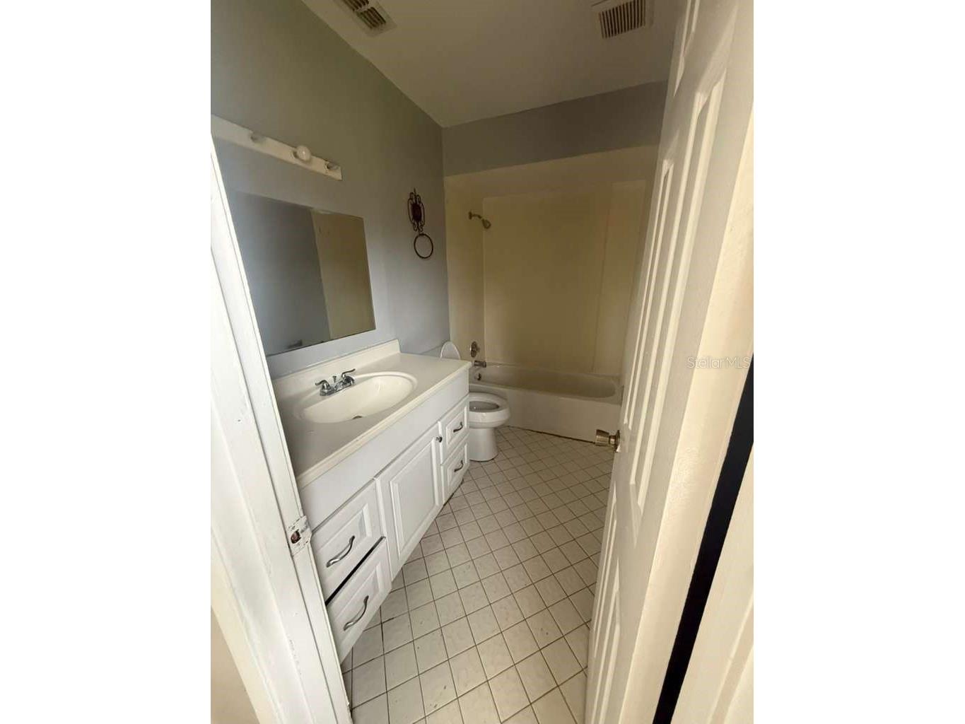 5207 Via Hacienda Circle #B101 Orlando FL 32839 S5146434 image14