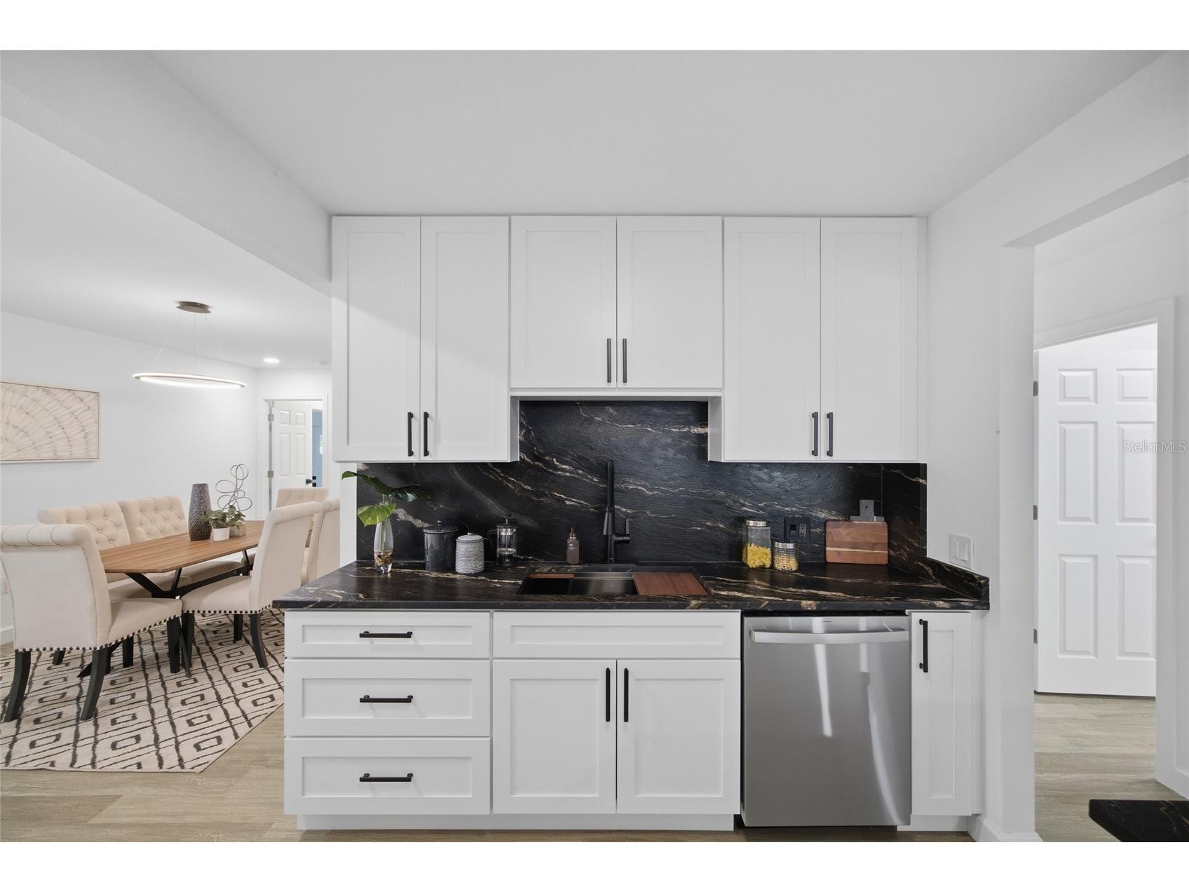 5207 W Cleveland Street Tampa FL 33609 TB8516242 image13