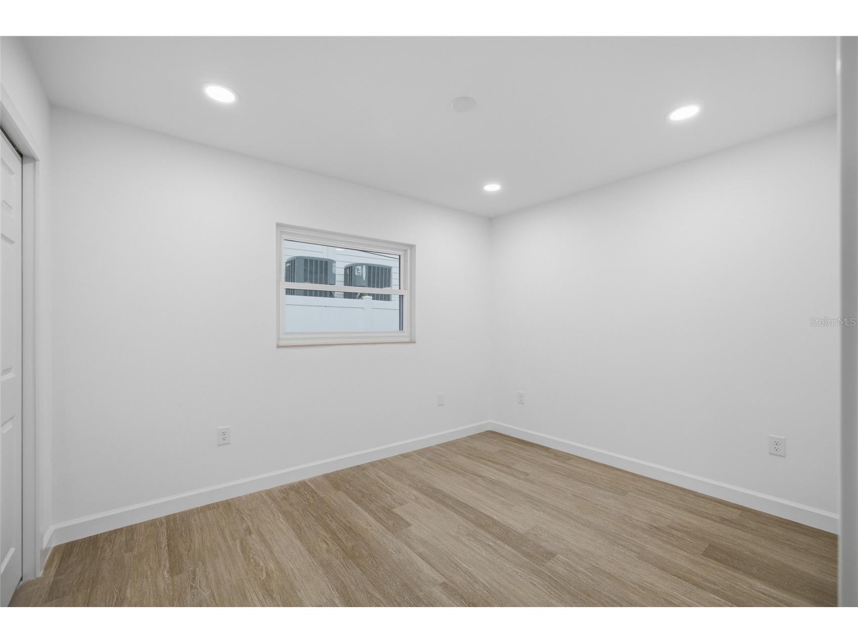 5207 W Cleveland Street Tampa FL 33609 TB8516242 image25