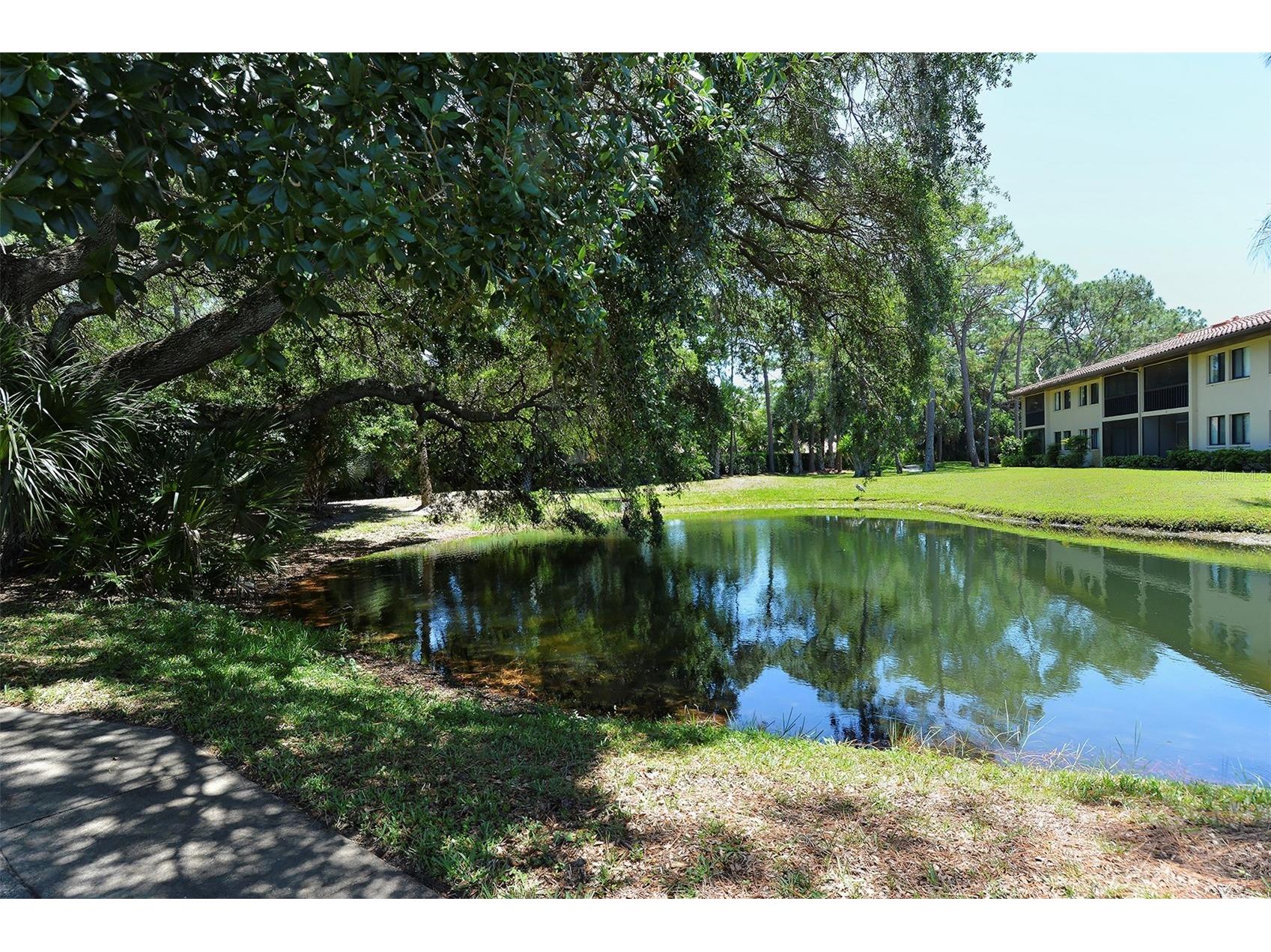 5207 Willow Links #34 Sarasota FL 34235 A4689155 image45