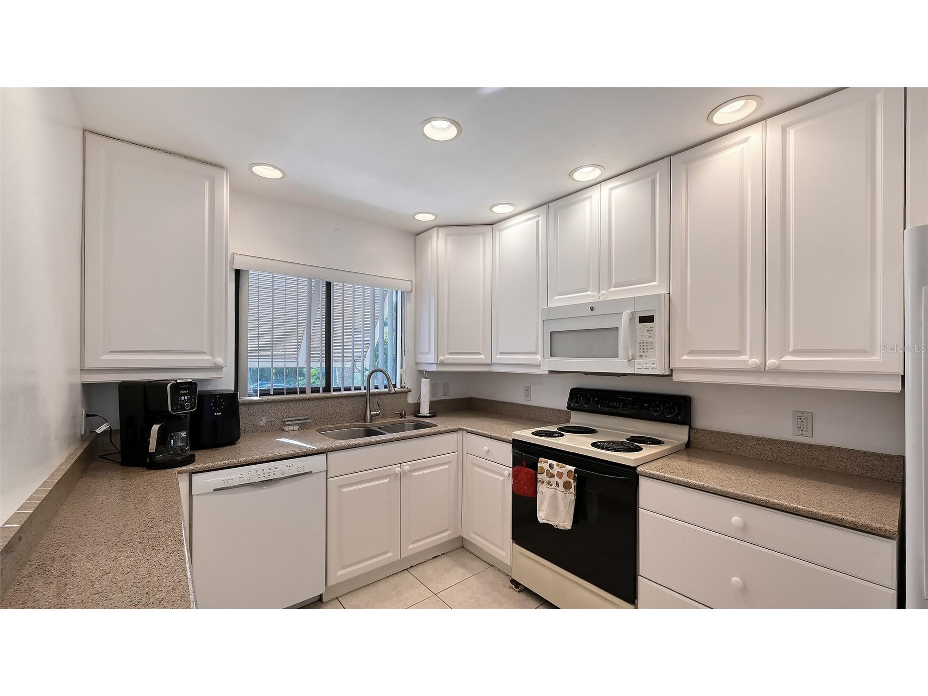 5207 Willow Links #34 Sarasota FL 34235 A4689155 image6