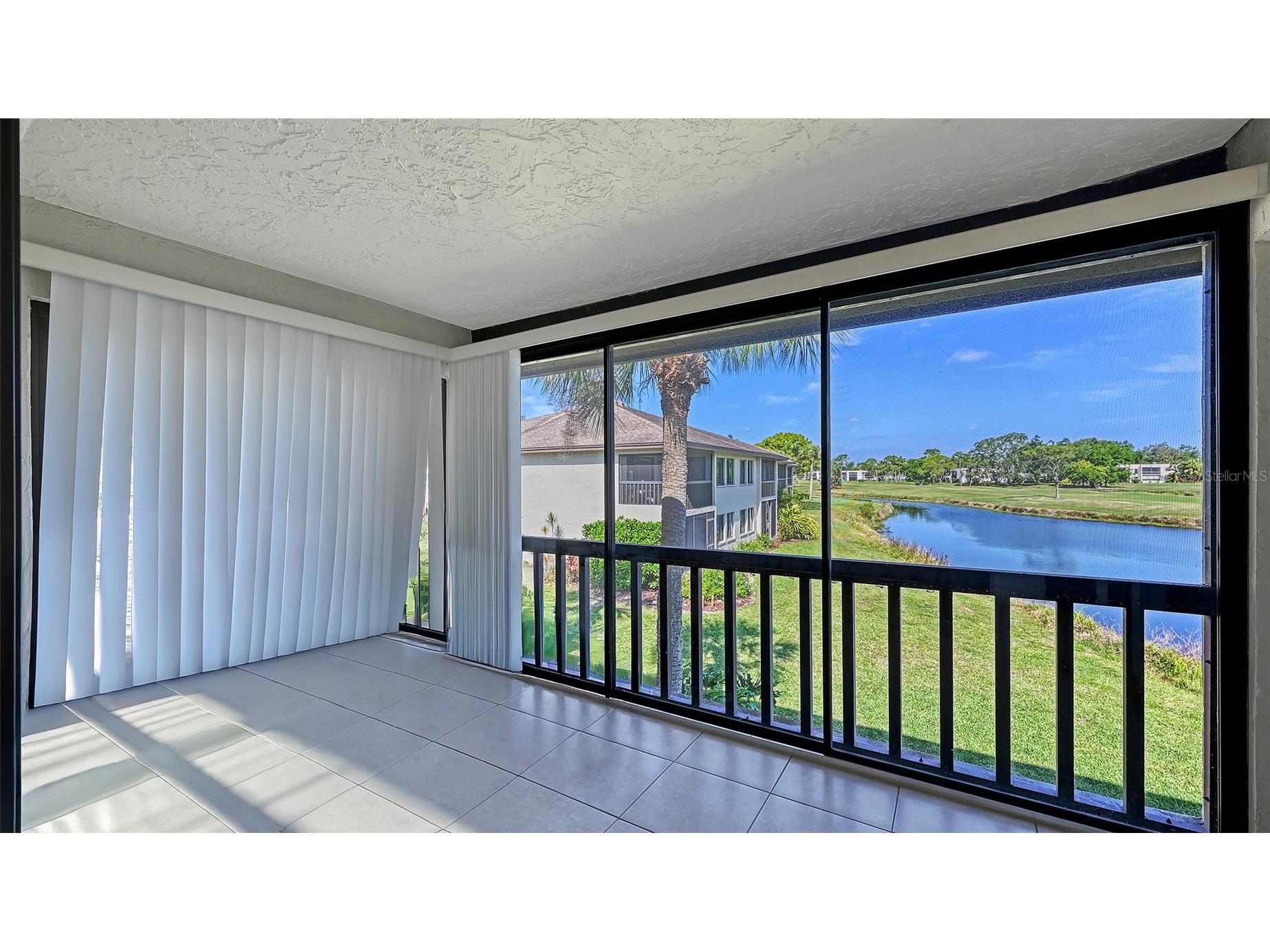 5207 Willow Links #34 Sarasota FL 34235 A4689155 image9