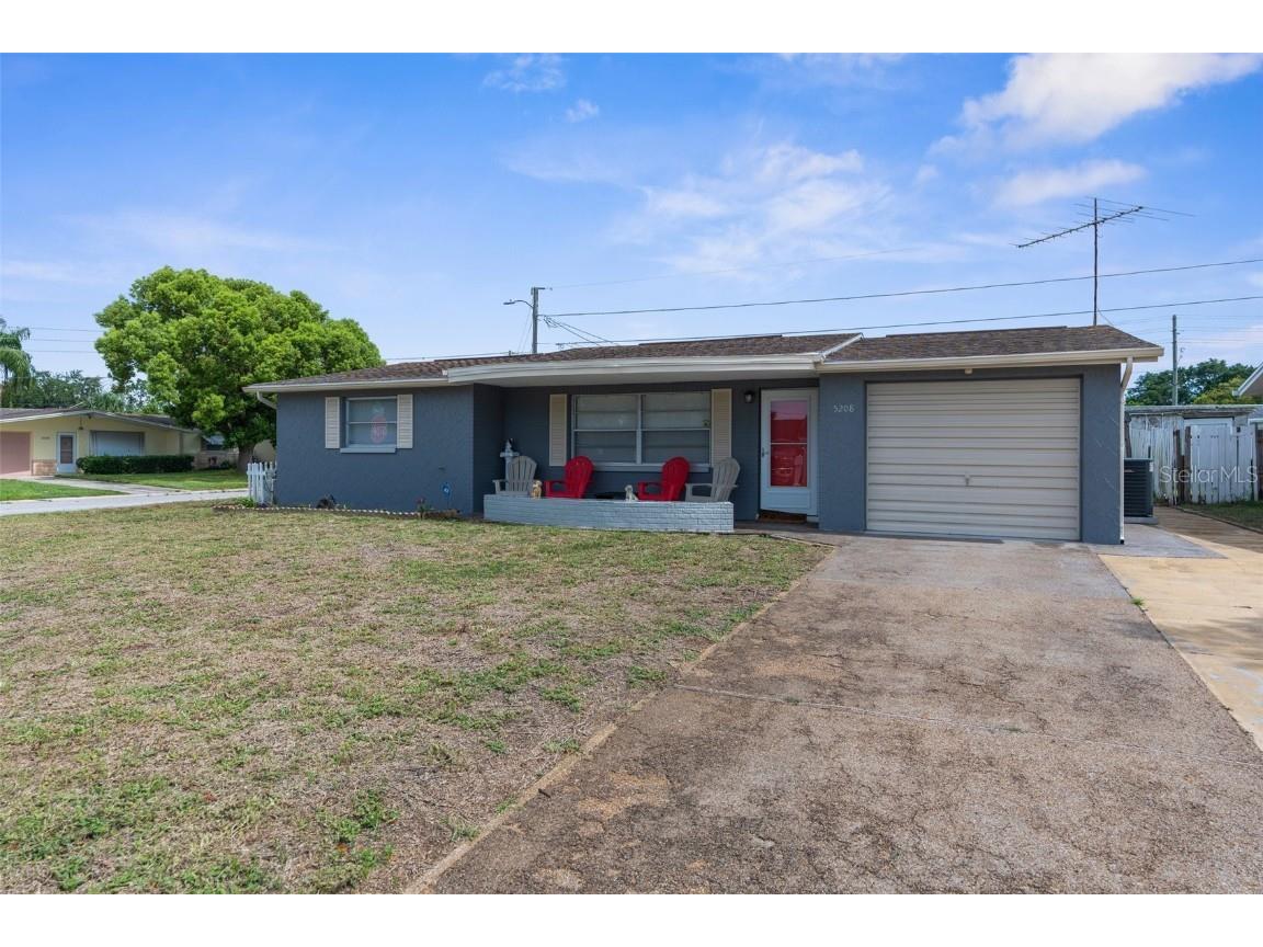 5208 Chet Drive New Port Richey FL 34652 W7876904 image1
