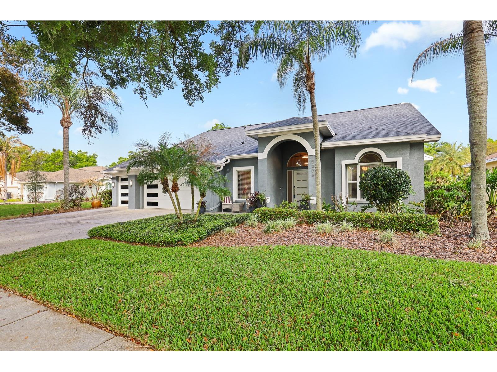 5208 Laurel Pointe Drive Valrico FL 33596 TB8485548 image1