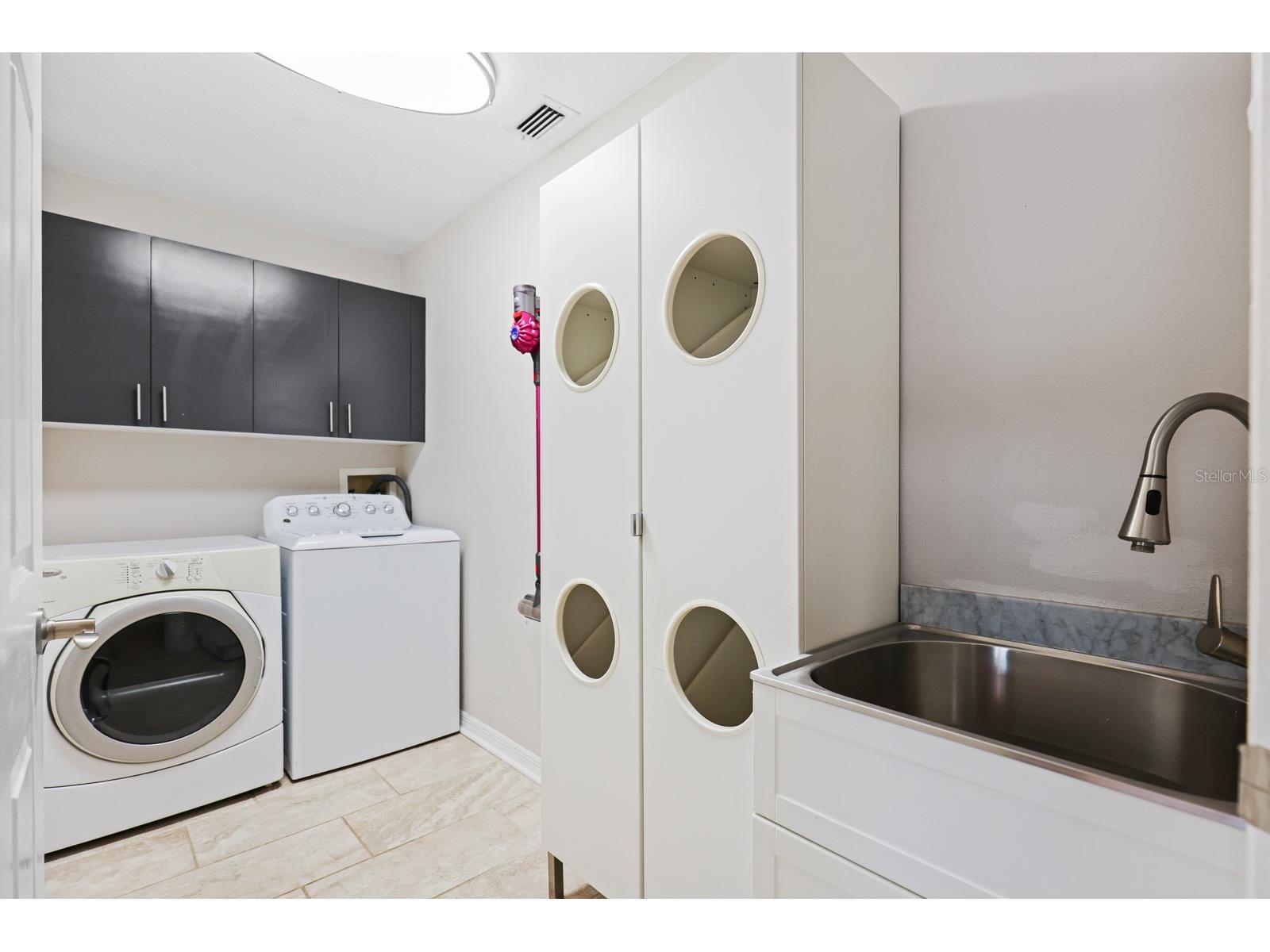 5208 Laurel Pointe Drive Valrico FL 33596 TB8485548 image32