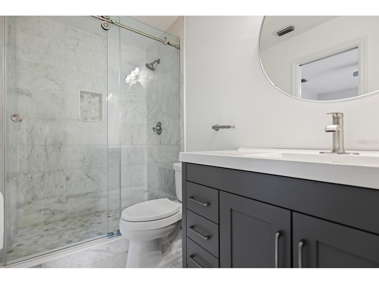 5208 Laurel Pointe Drive Valrico FL 33596 TB8485548 image43