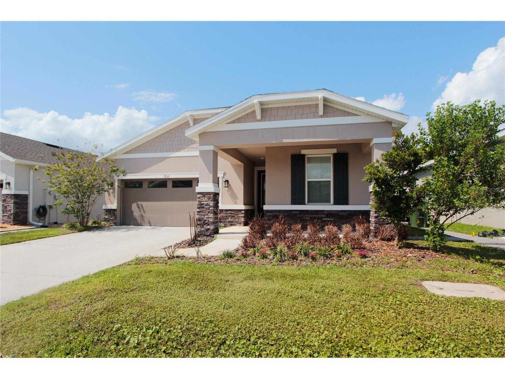 5208 Meadow Song Drive Okahumpka FL 34762 G5111058 image1