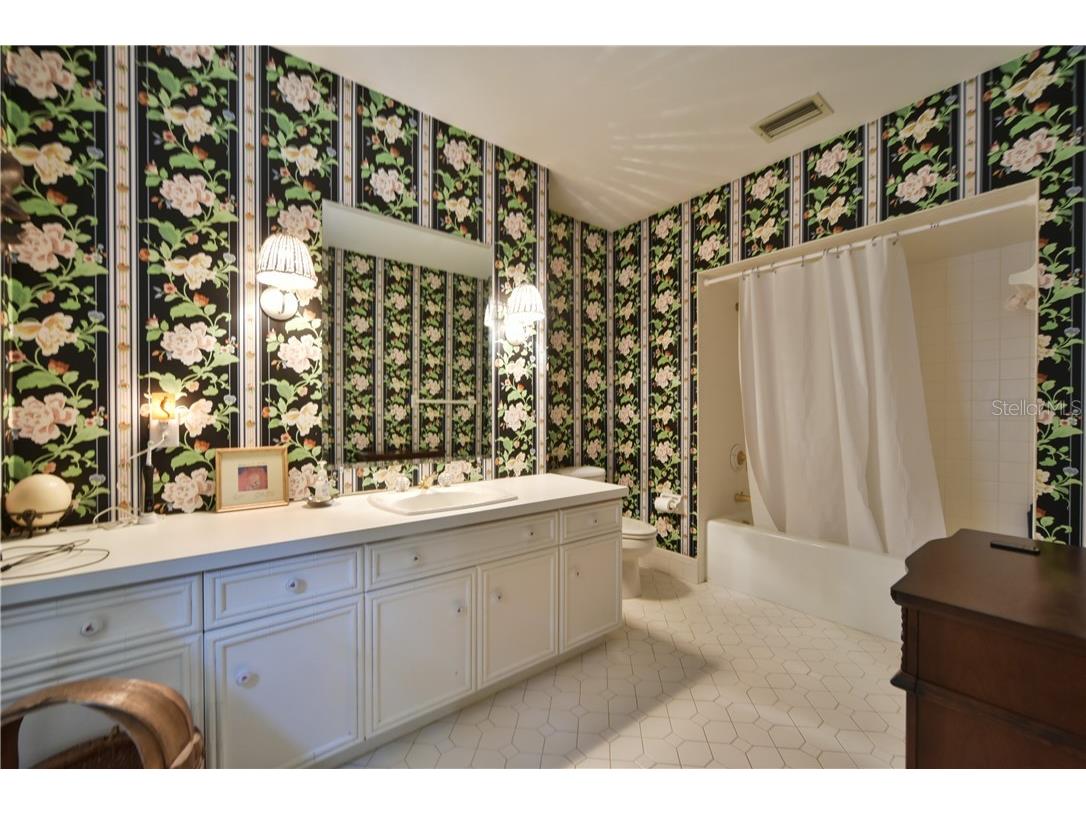 5208 NE 24th Street Ocala FL 34470 OM618412 image12