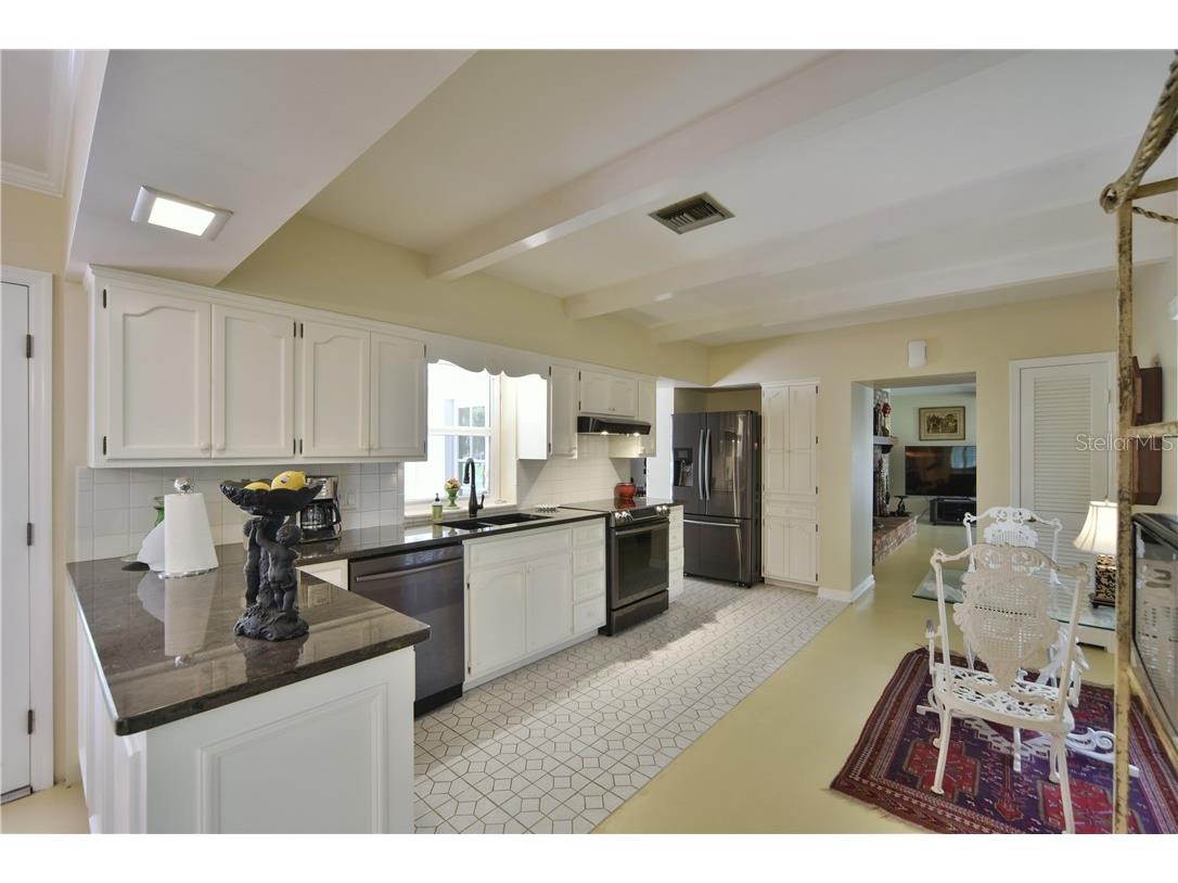 5208 NE 24th Street Ocala FL 34470 OM618412 image7