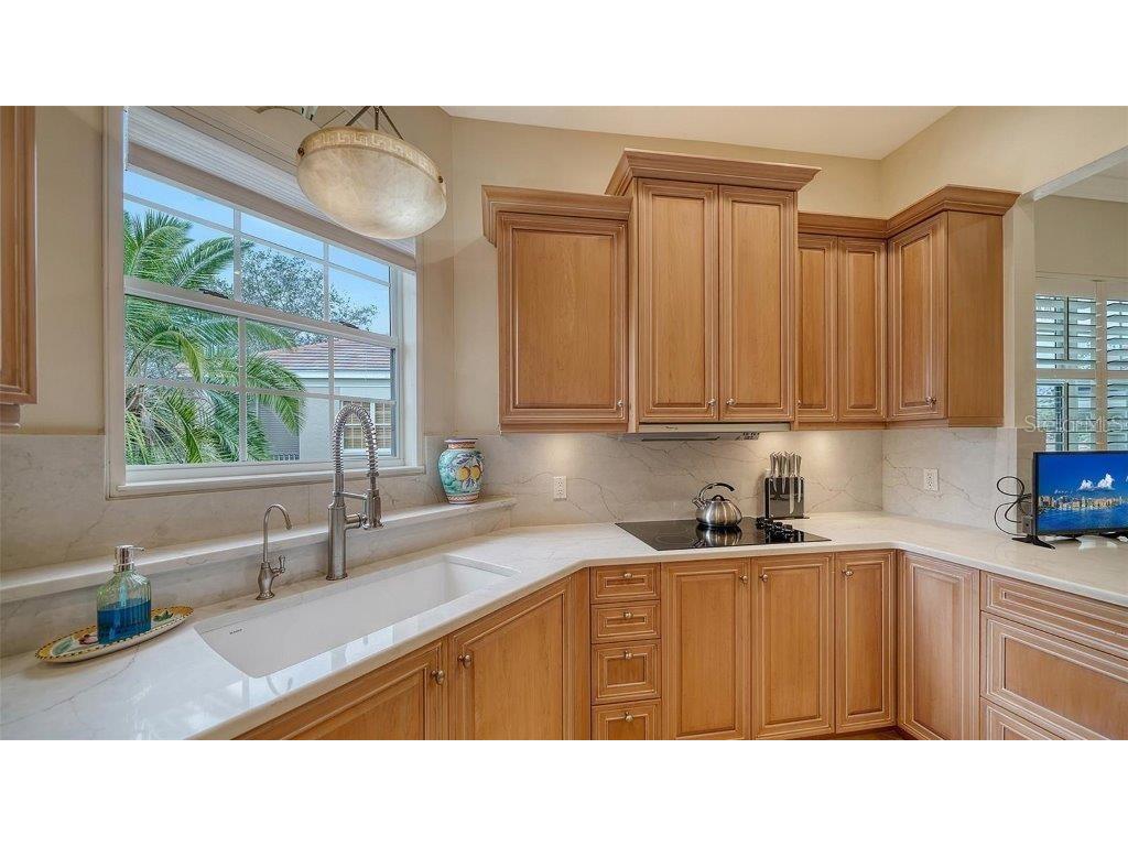 5208 Parisienne Place #202B33 Sarasota FL 34238 A4665841 image18