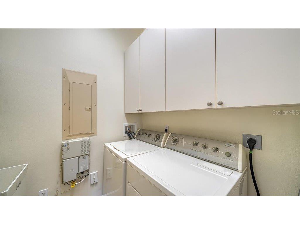 5208 Parisienne Place #202B33 Sarasota FL 34238 A4665841 image32